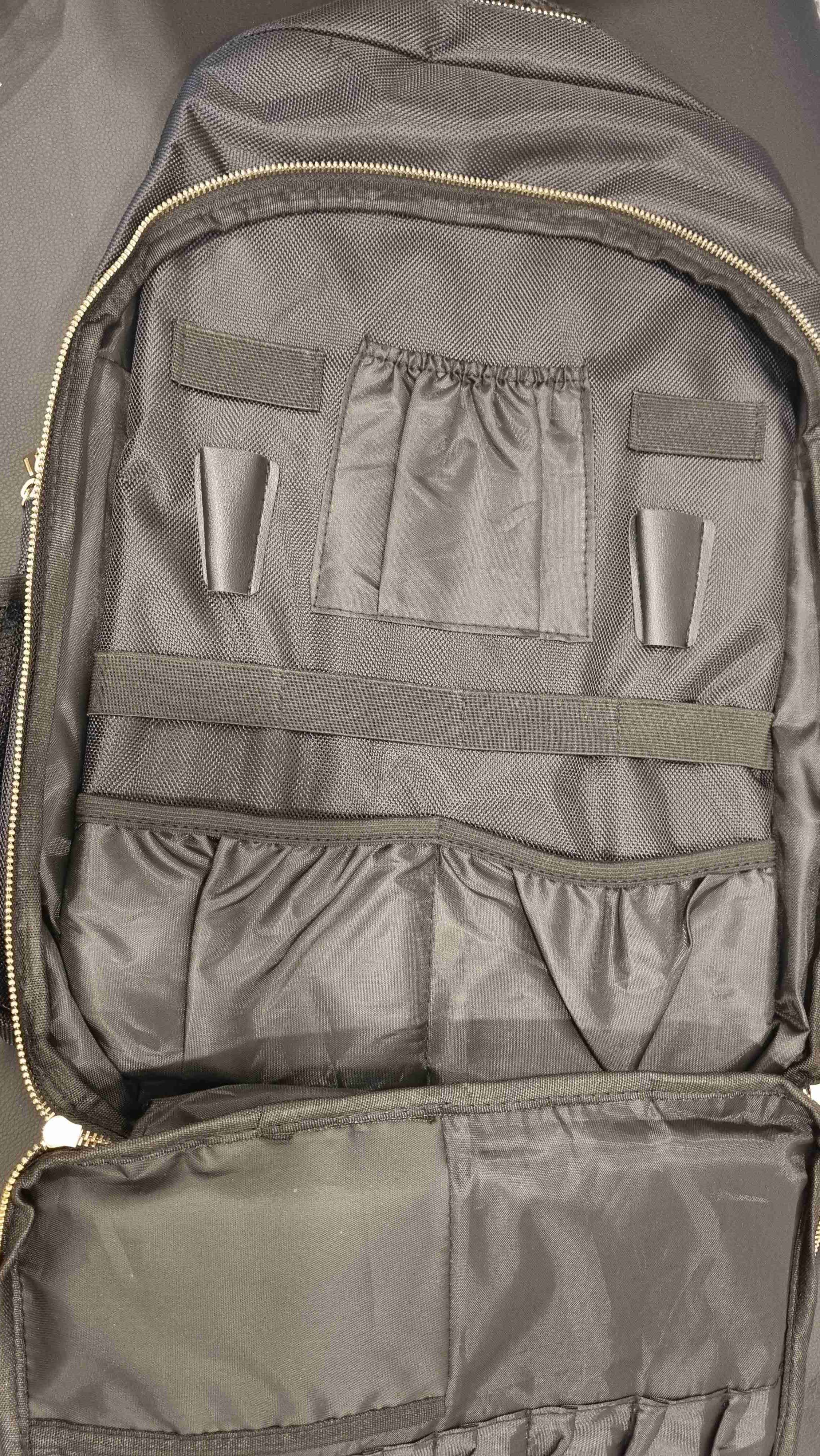 Mochila negra con cierres dorados - miniatura 3