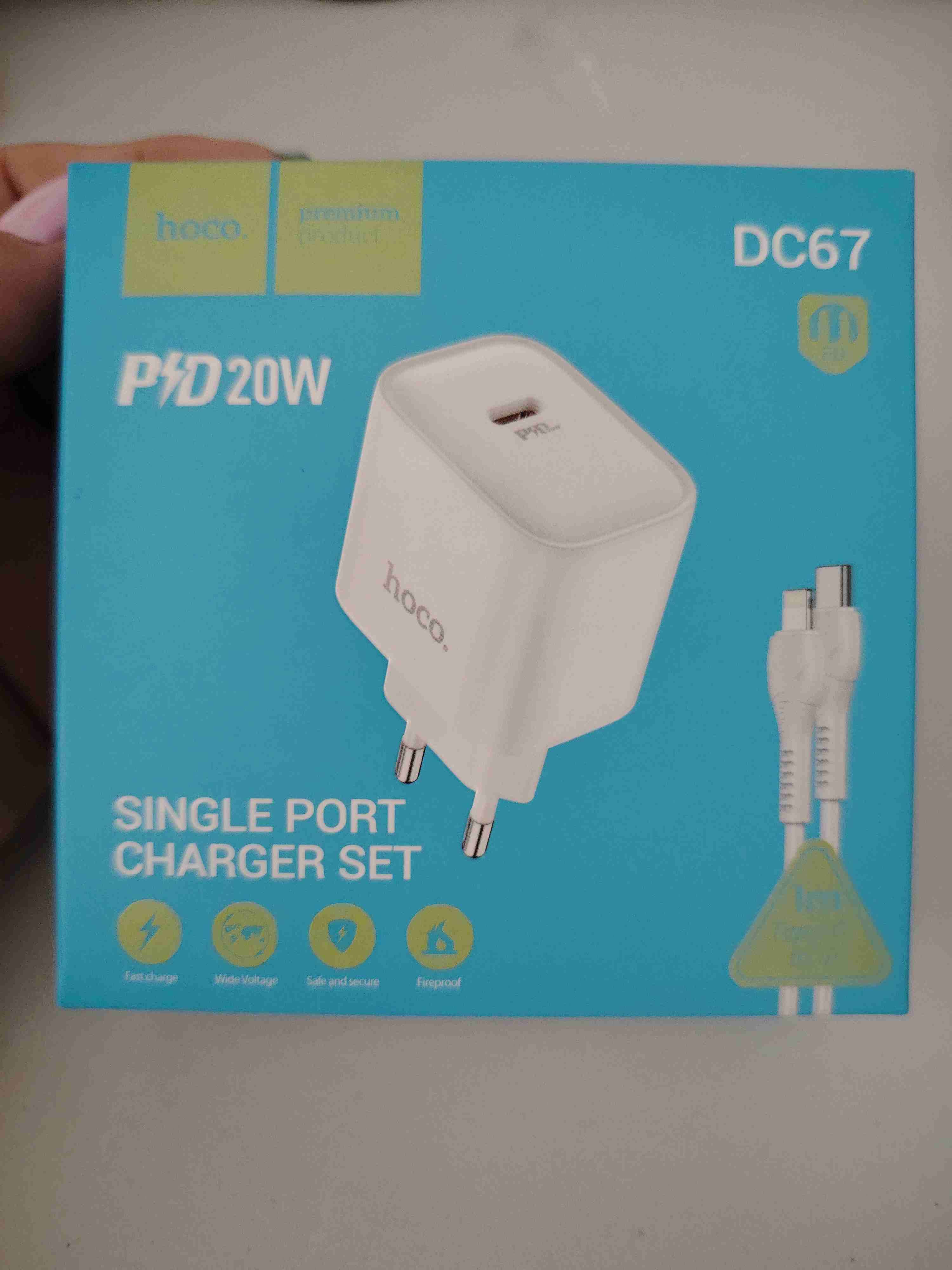 Cargador USB Hoco 20W DC67 - 1