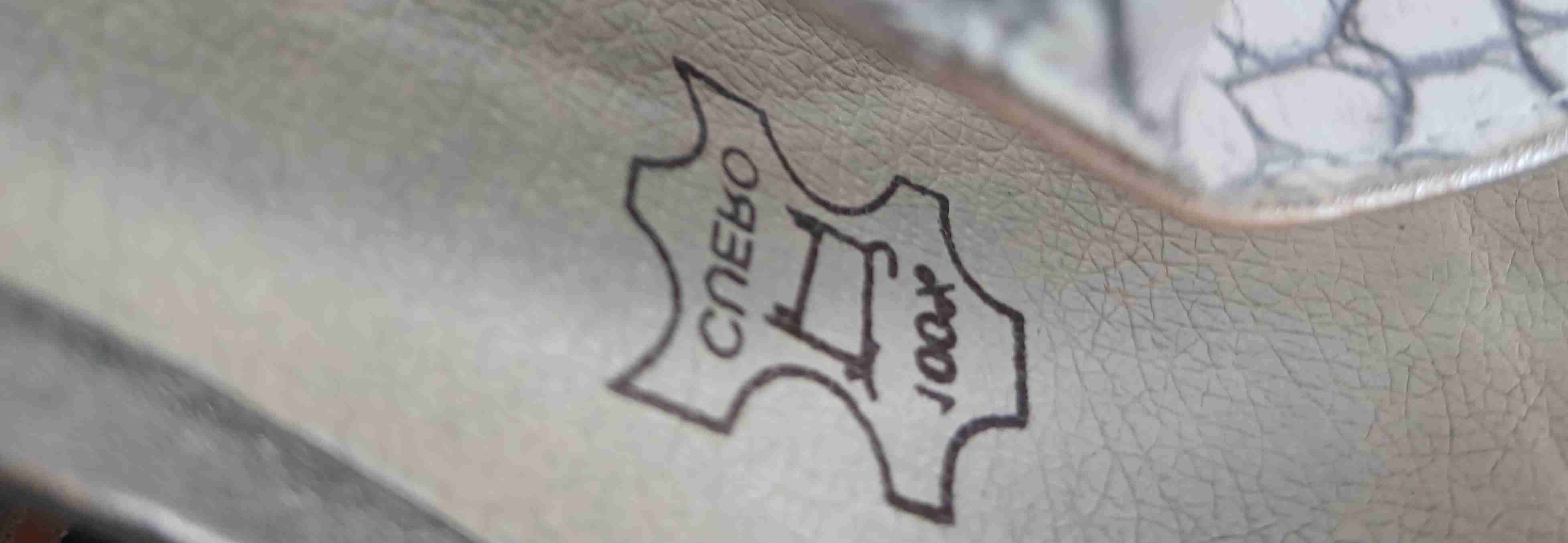 Tacones altos con estampado de reptil - miniatura 2