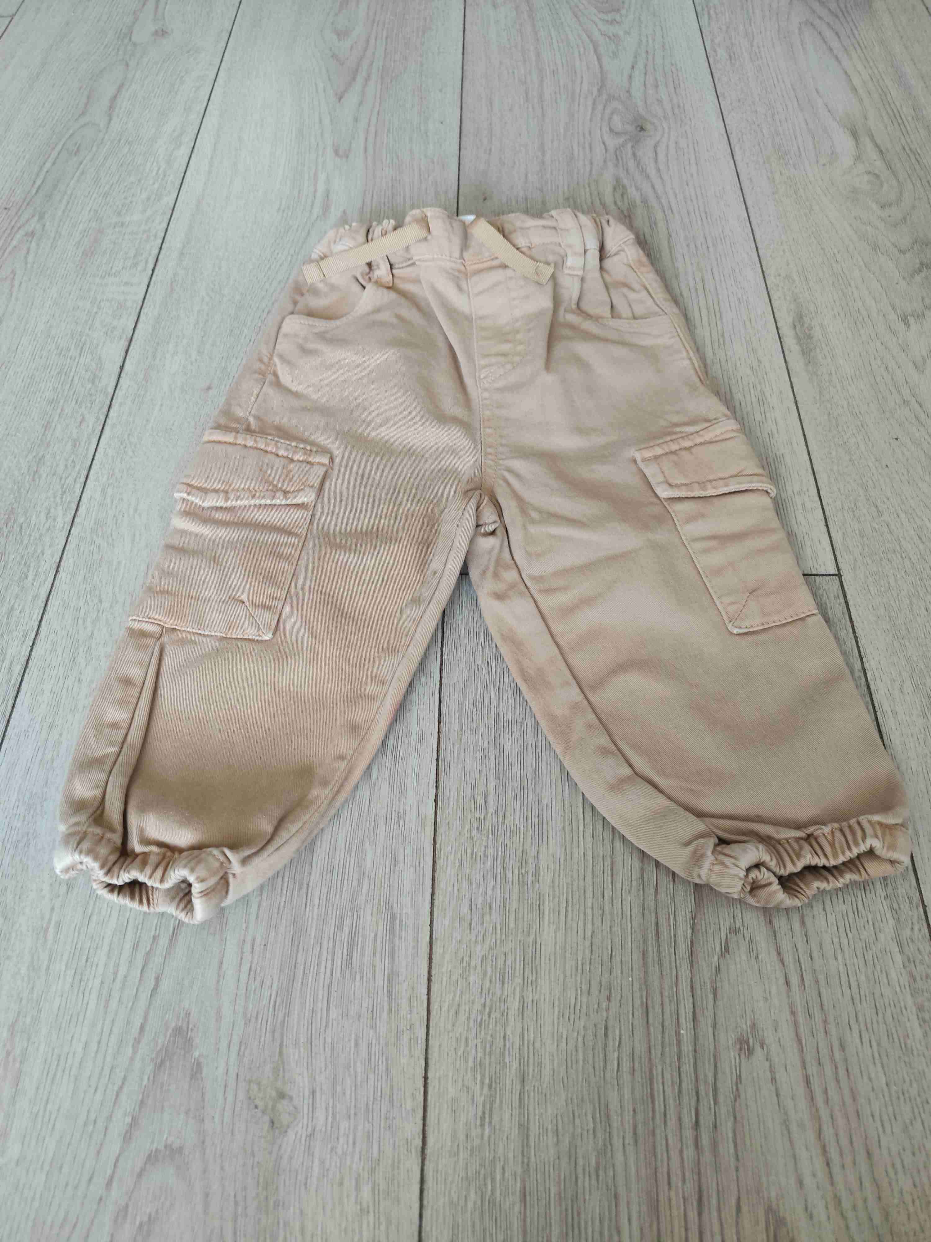 Pantalones cargo beige para niños - 1