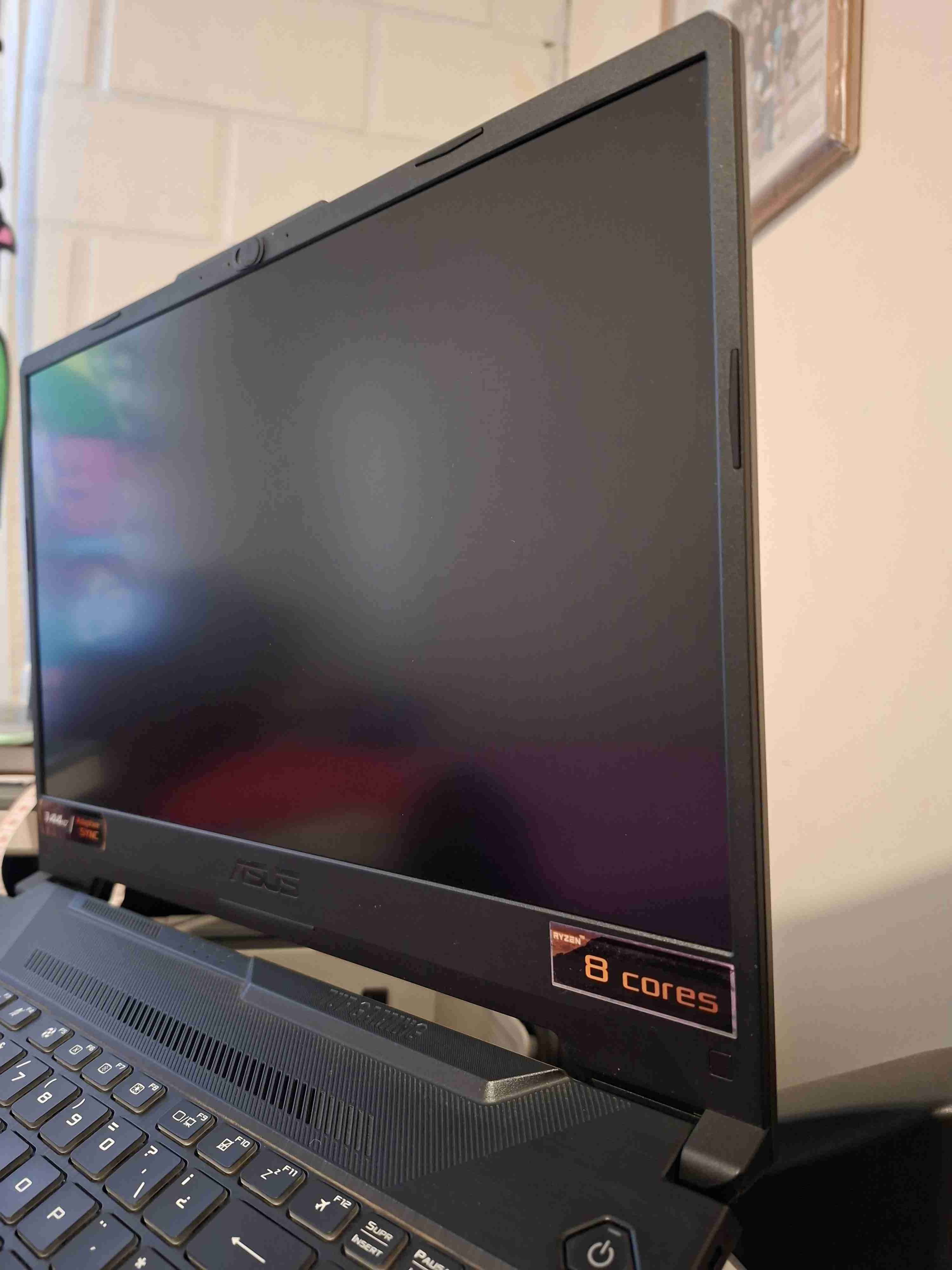 Laptop ASUS TUF Gaming A15 - miniatura 3