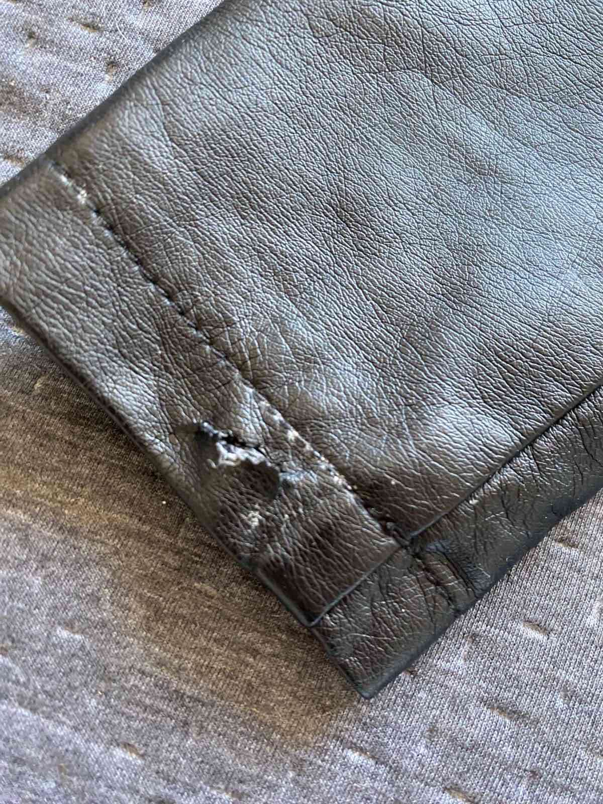 Chaqueta negra de cuero sintético - miniatura 2