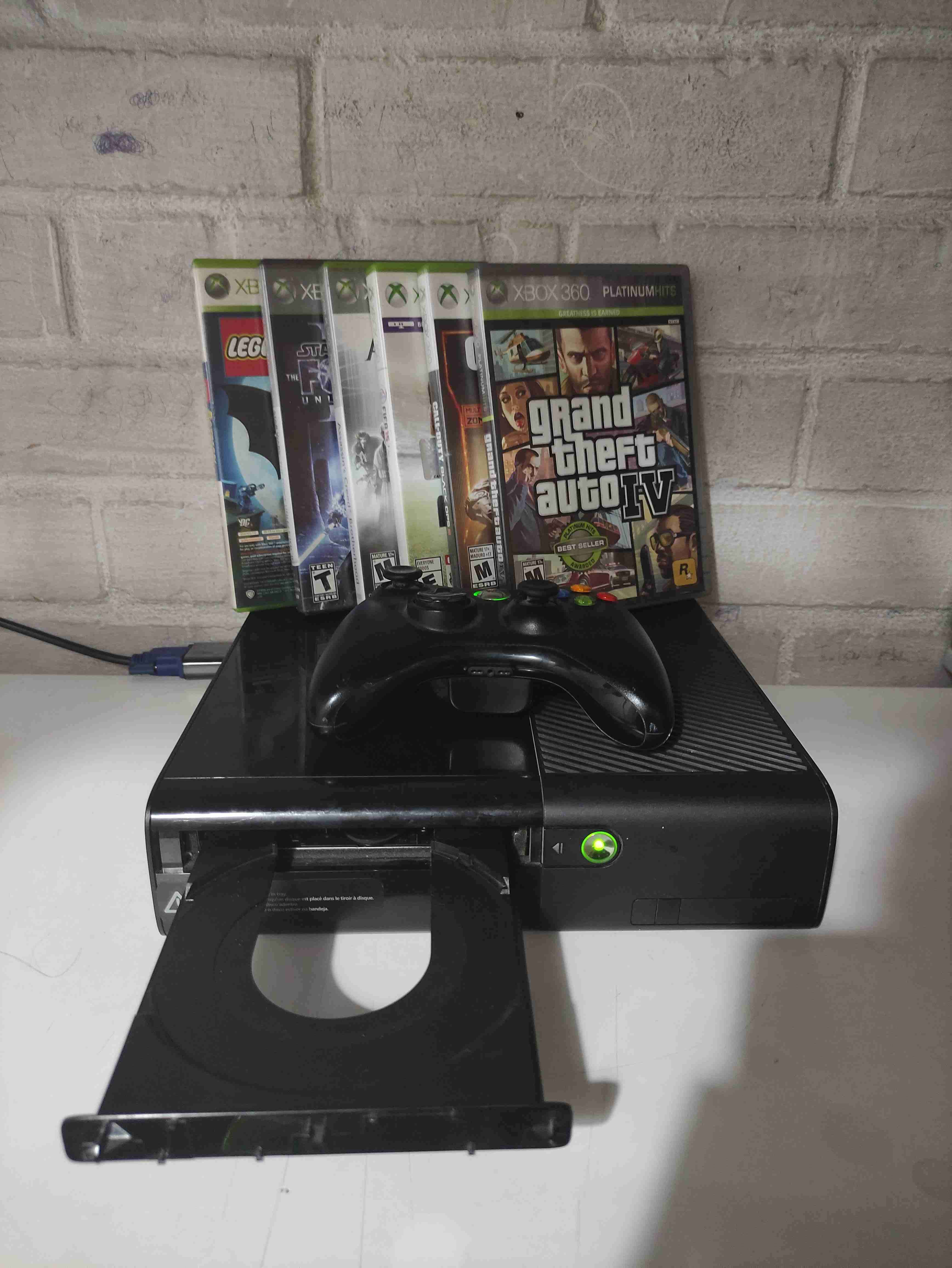 Consola Xbox 360 con juegos - miniatura 3