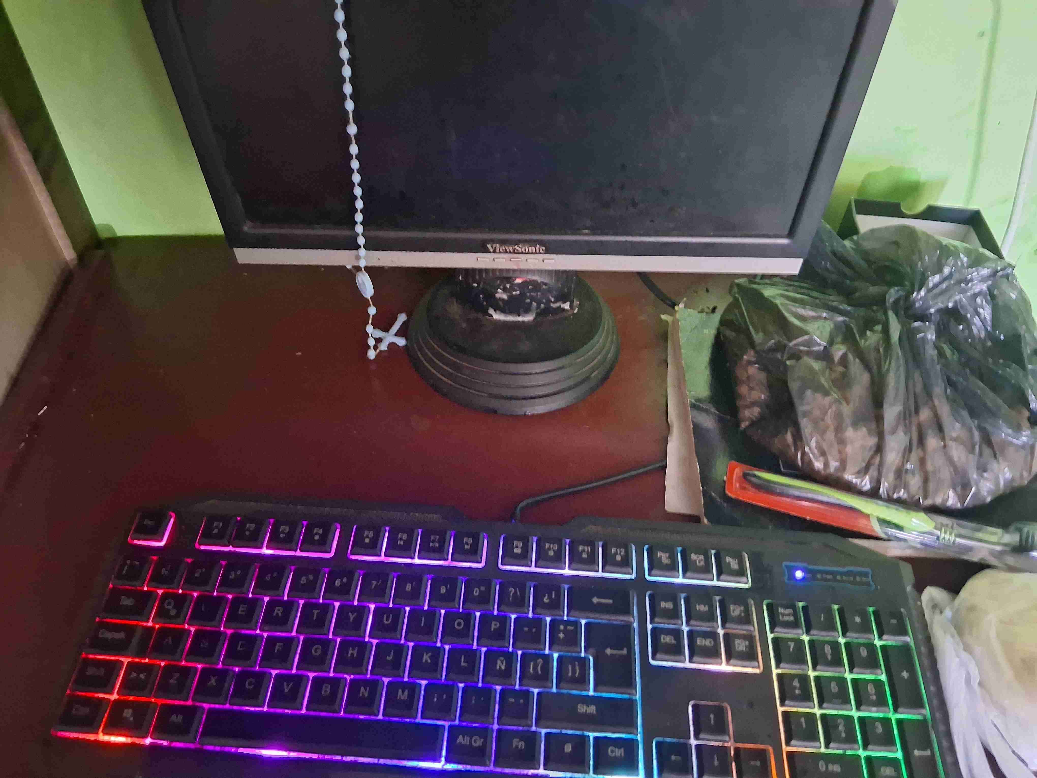 Computador con Intel Pentium G850 - miniatura 2