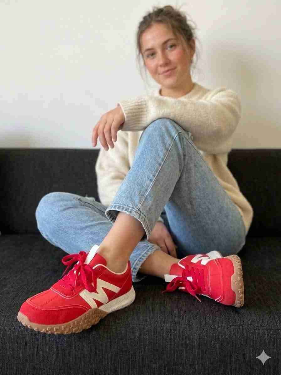 Zapatillas deportivas rojas nuevas - 2