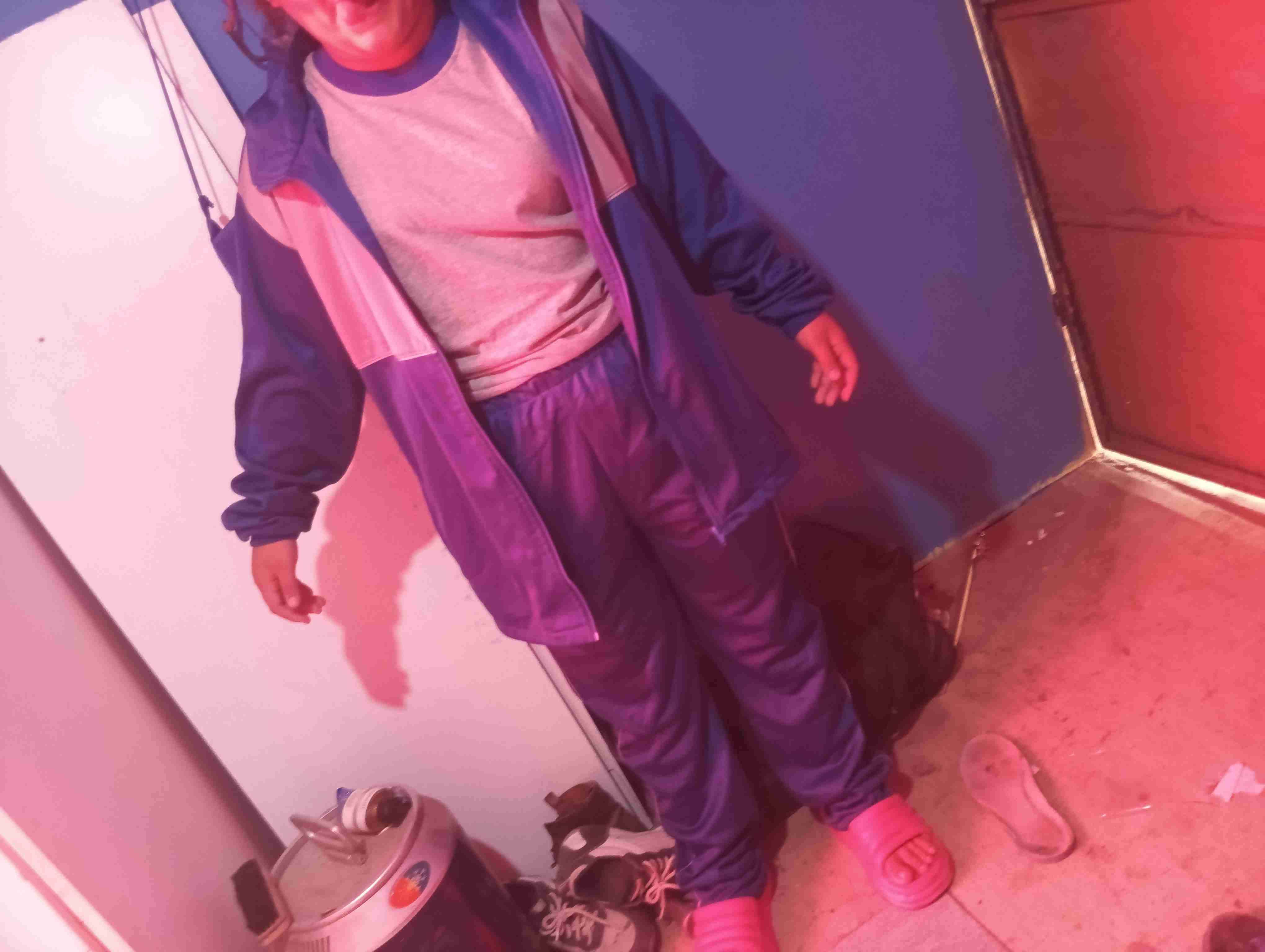 buzo rupanic shool - miniatura 2