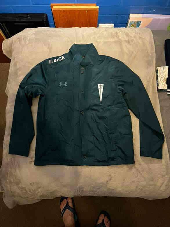 Chaqueta deportiva UA consentracion UC - 2