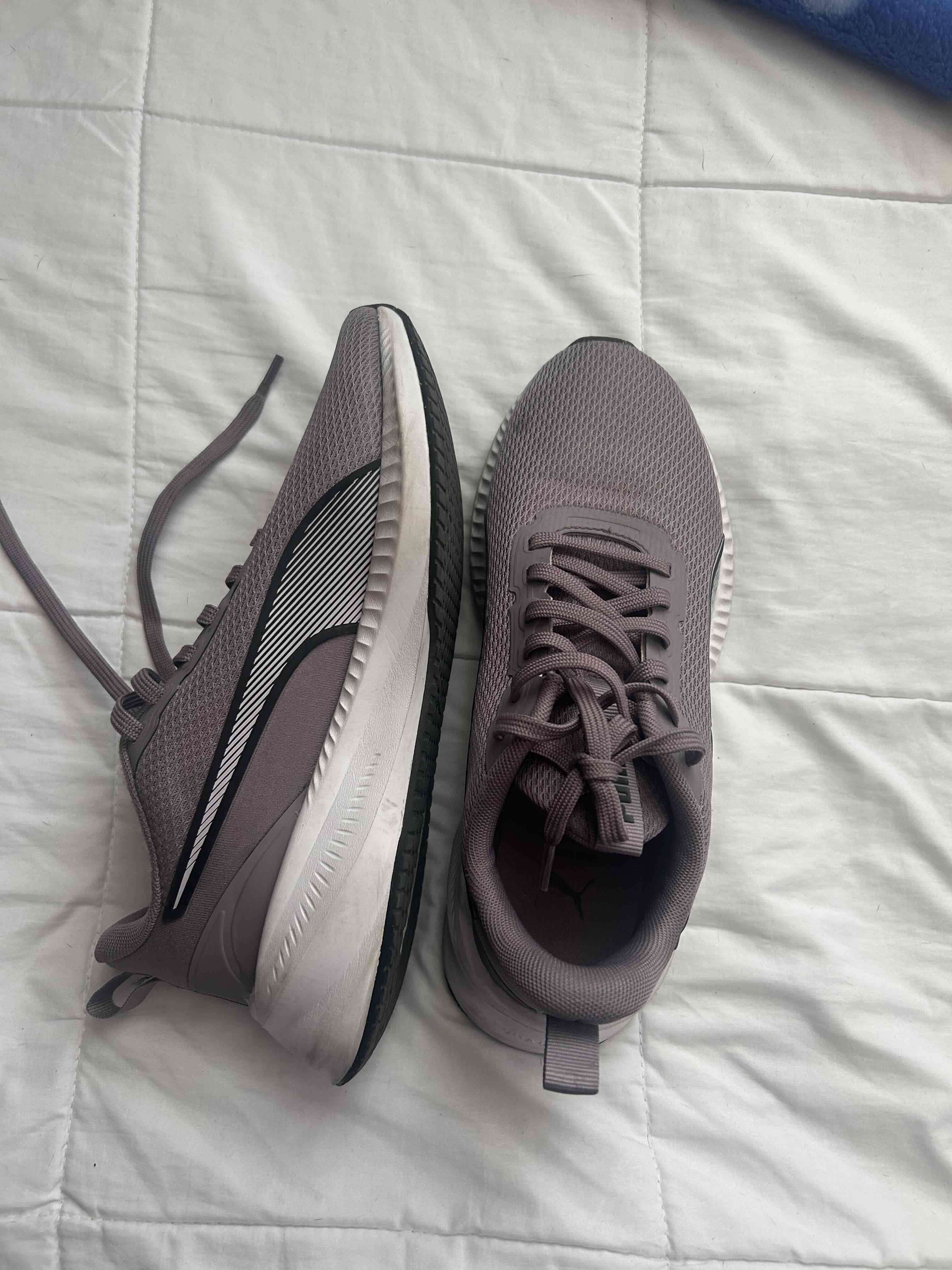 Zapatillas deportivas lilas Puma - miniatura 2