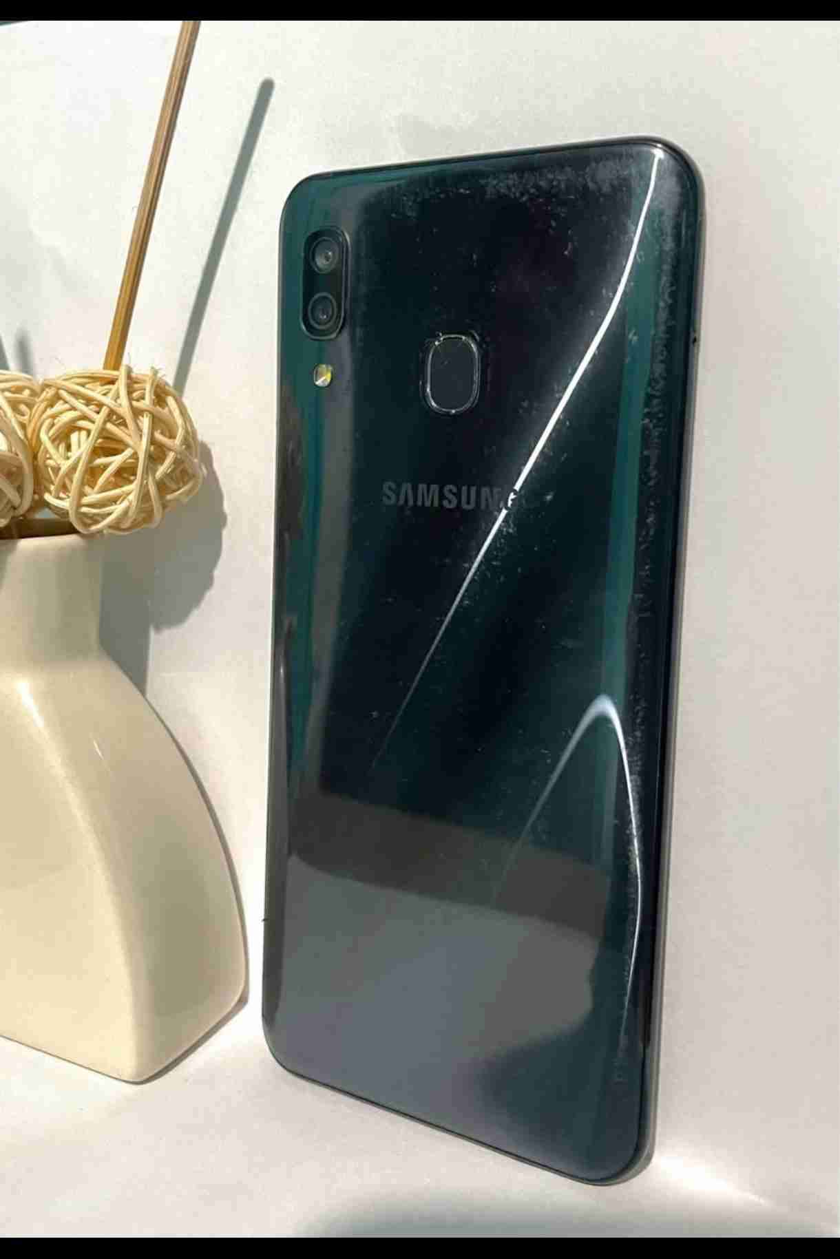 Samsung galaxy a30 - 4