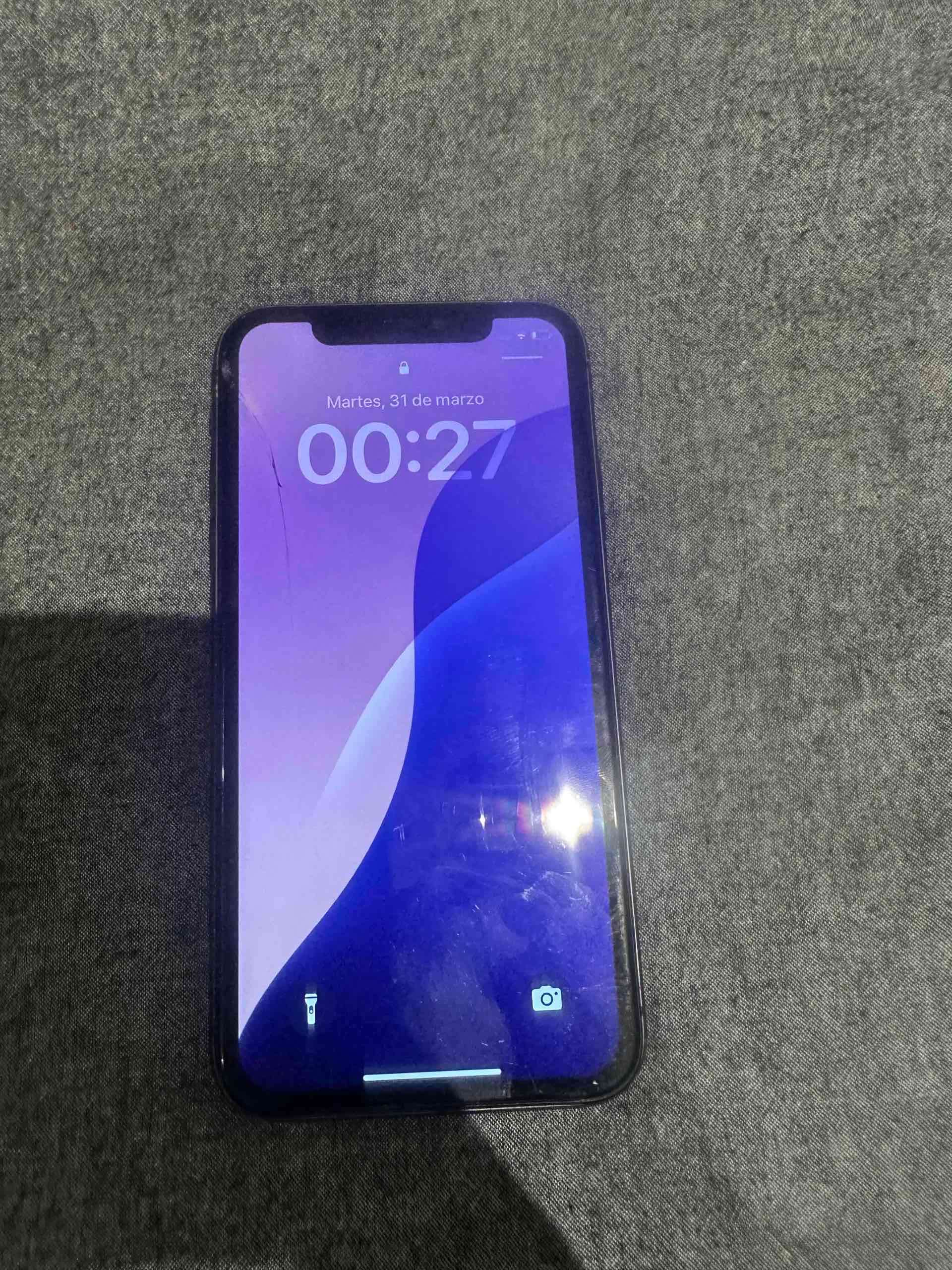 iPhone 11 - miniatura 1