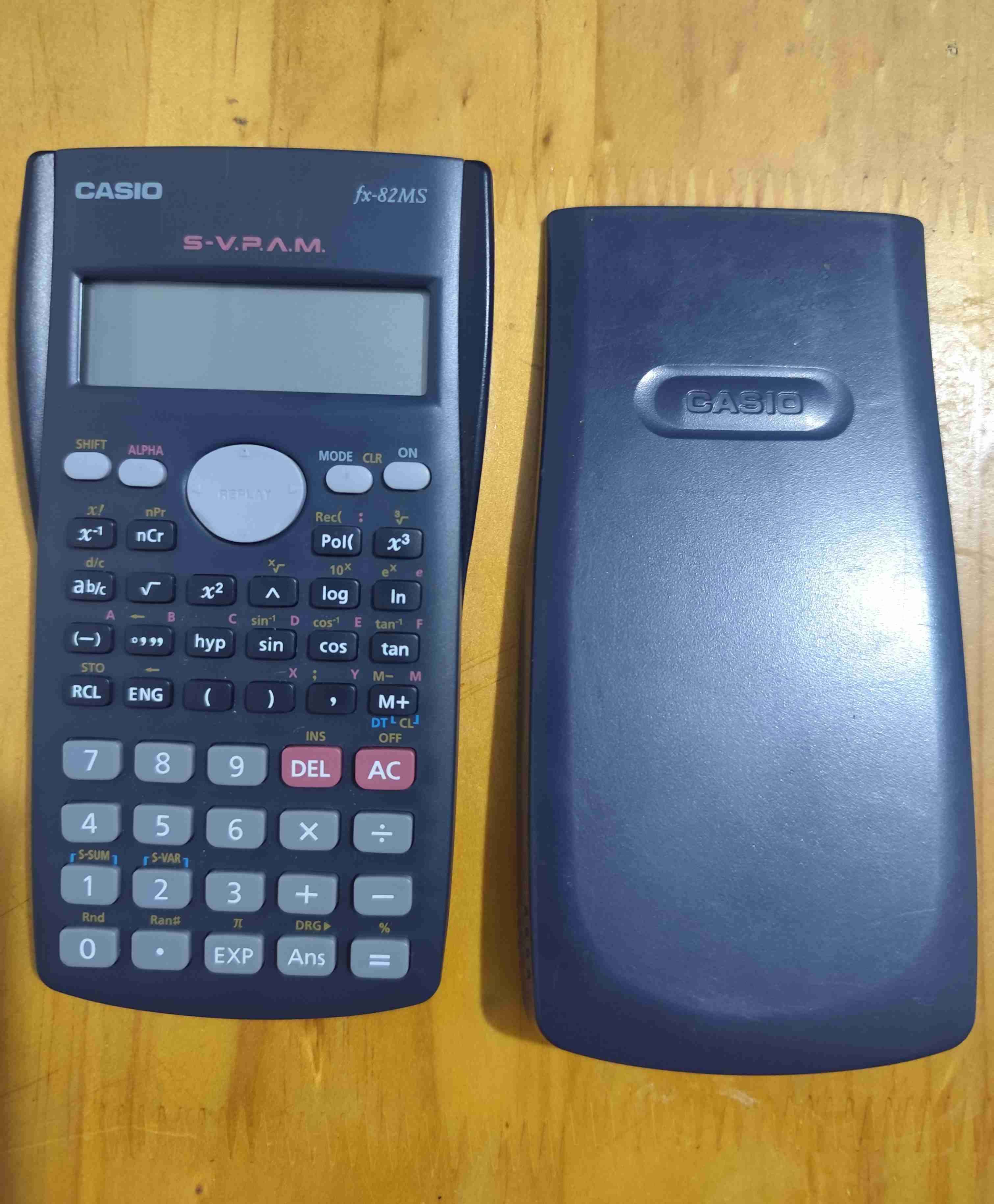 Calculadora científica Casio FX-82MS - miniatura 2