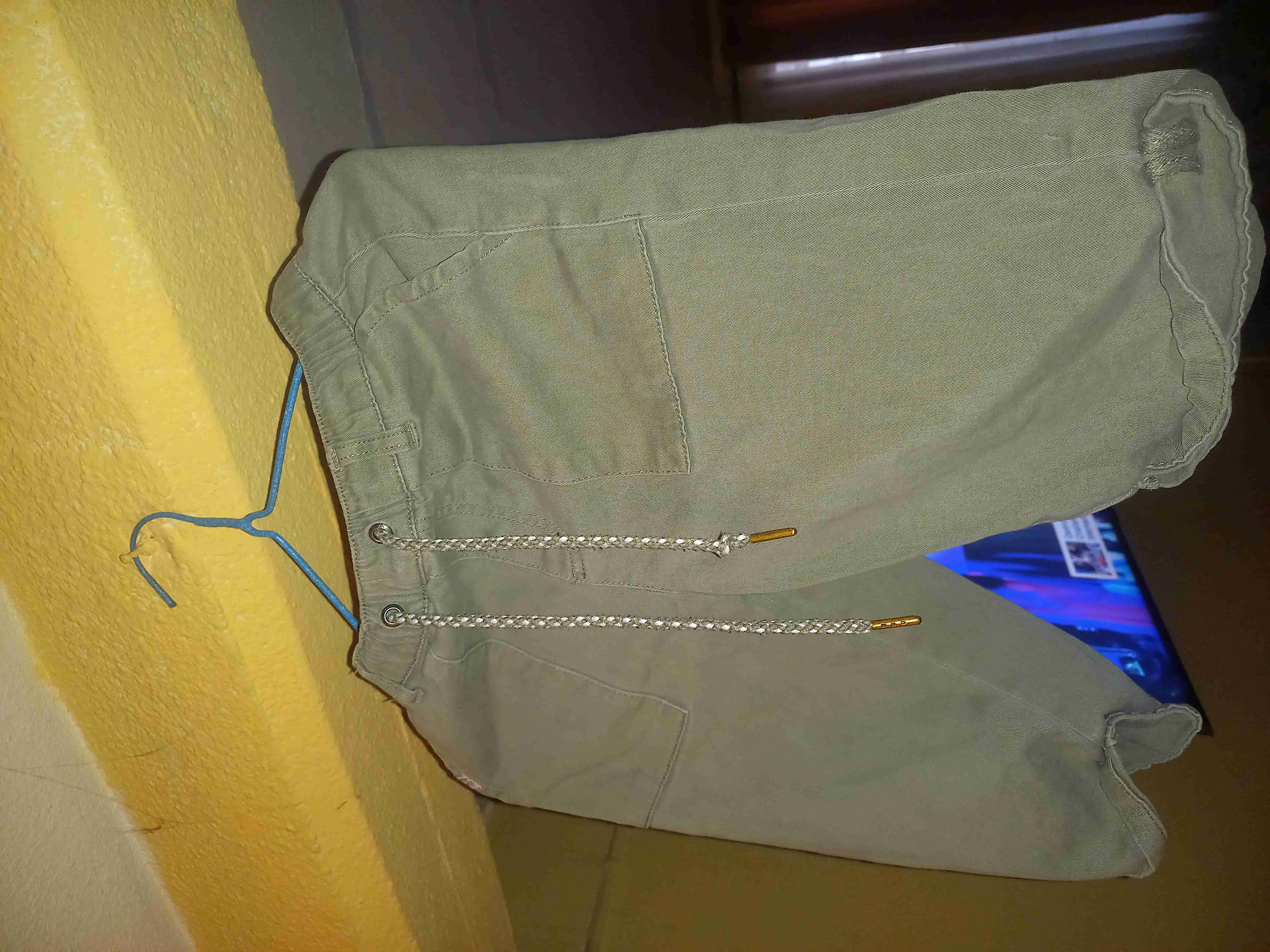 Shorts cargo color caqui talla 10