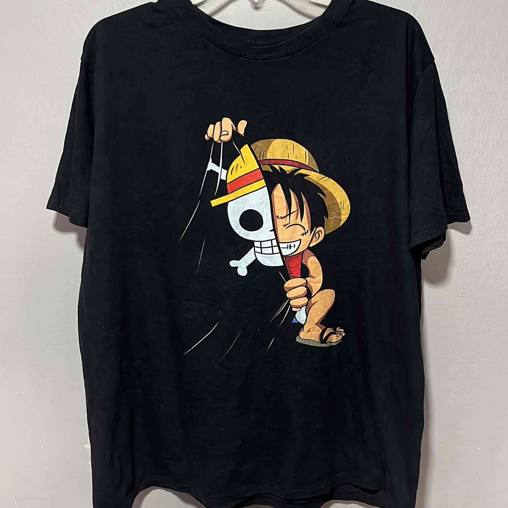 Polera negra anime talla L - miniatura 2