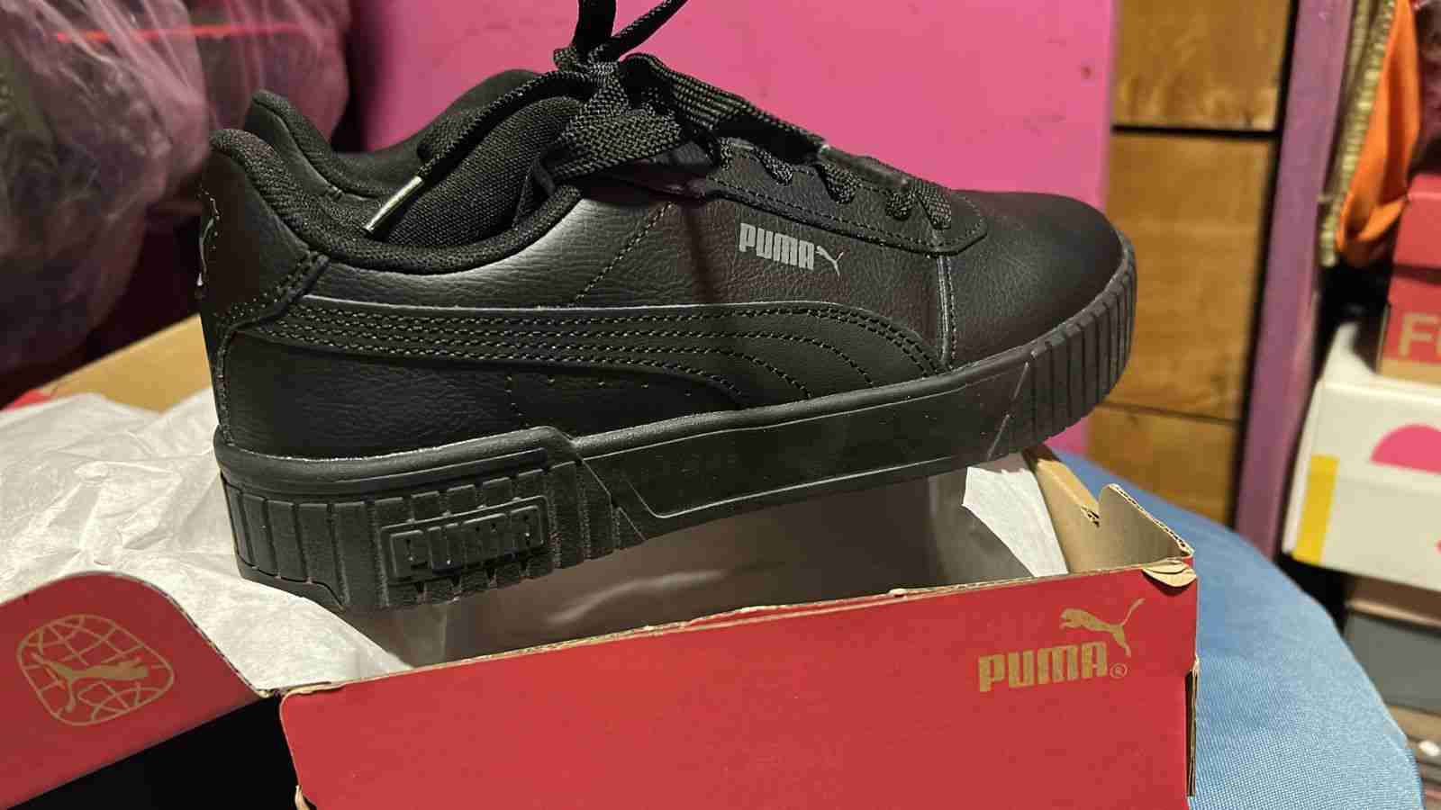Zapatillas negras deportivas Puma talla 40 - miniatura 2