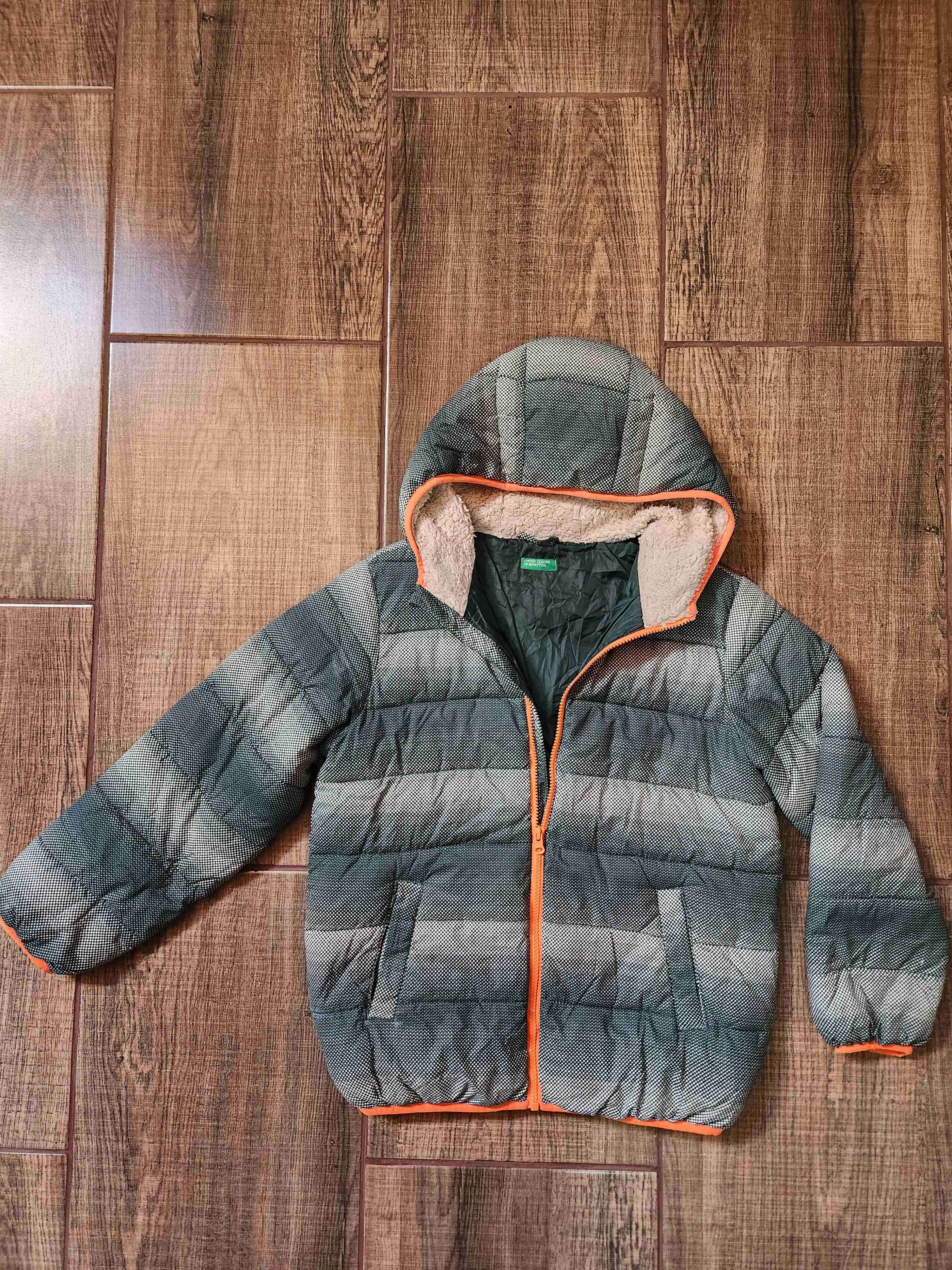 Chaqueta niño benetton acolchada con capucha