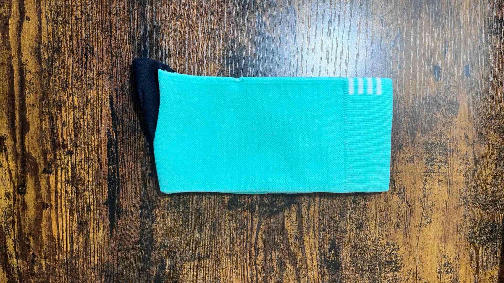 Calcetín turquesa con detalles - 2