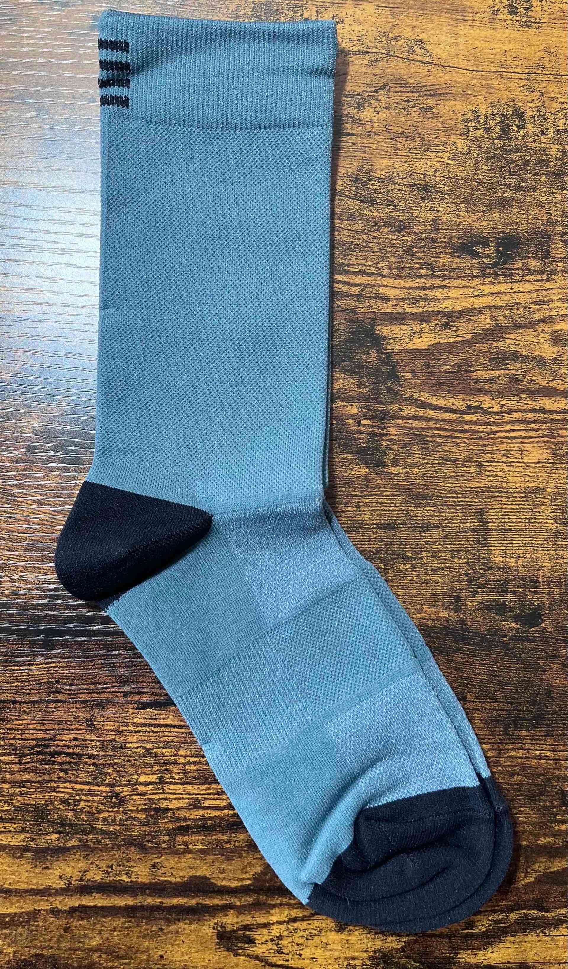 Calcetines deportivos grises - 1