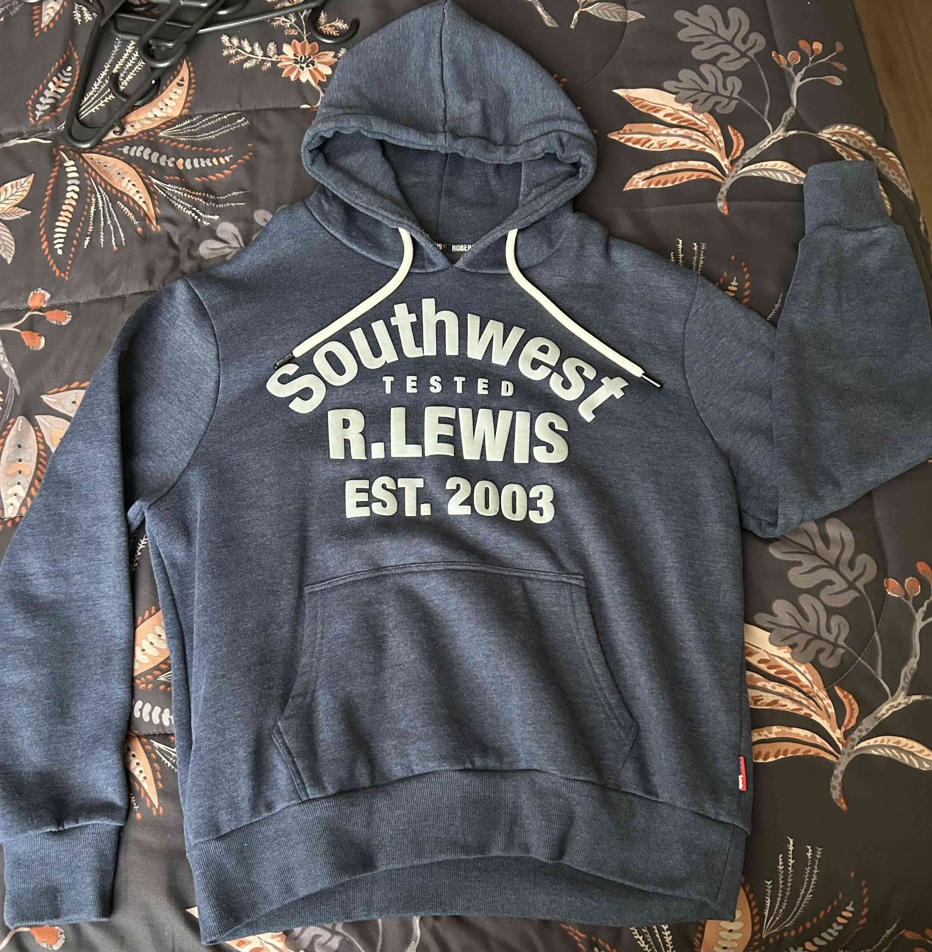 Polerón de hombre con capucha azul - 1