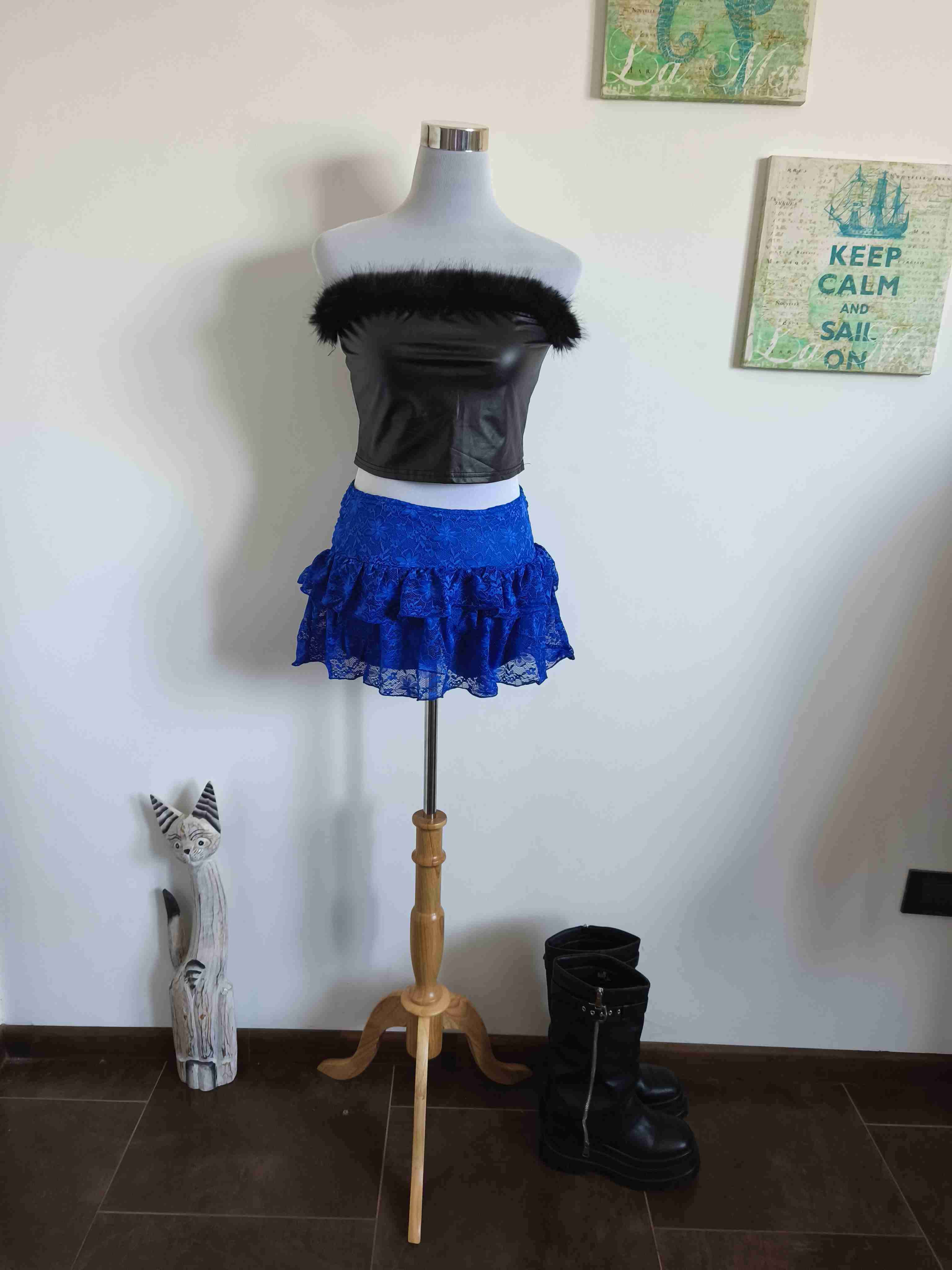 Conjunto top de cuero y falda - 1