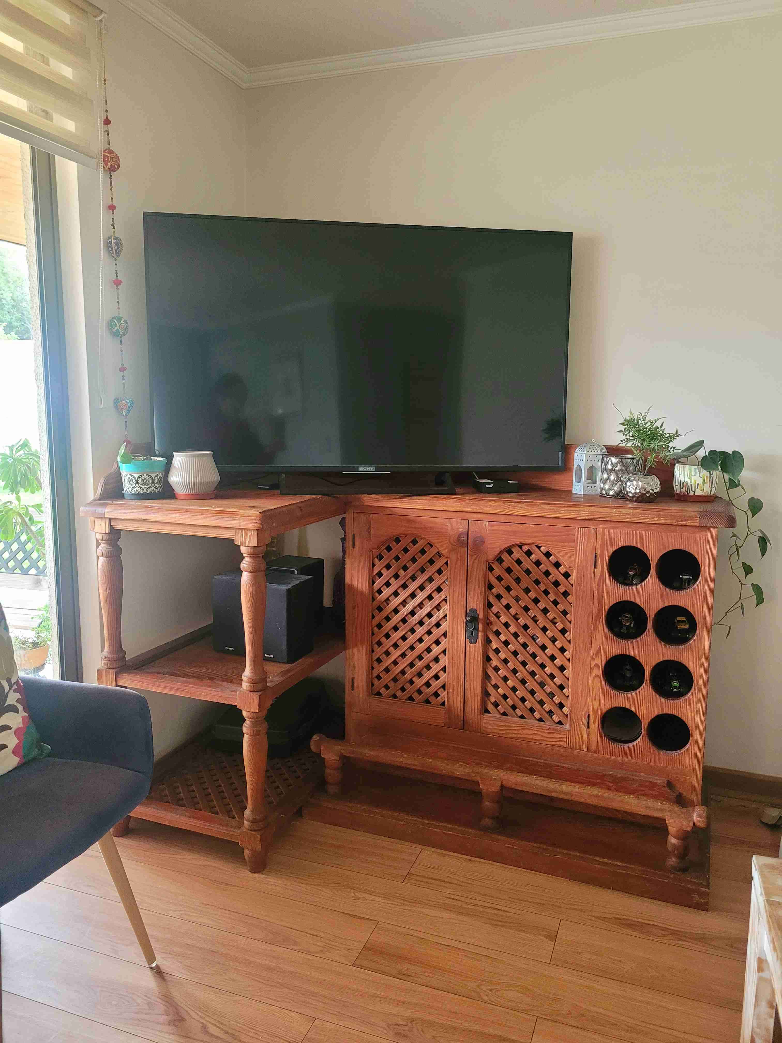 Hermoso Mueble Bar pino oregón