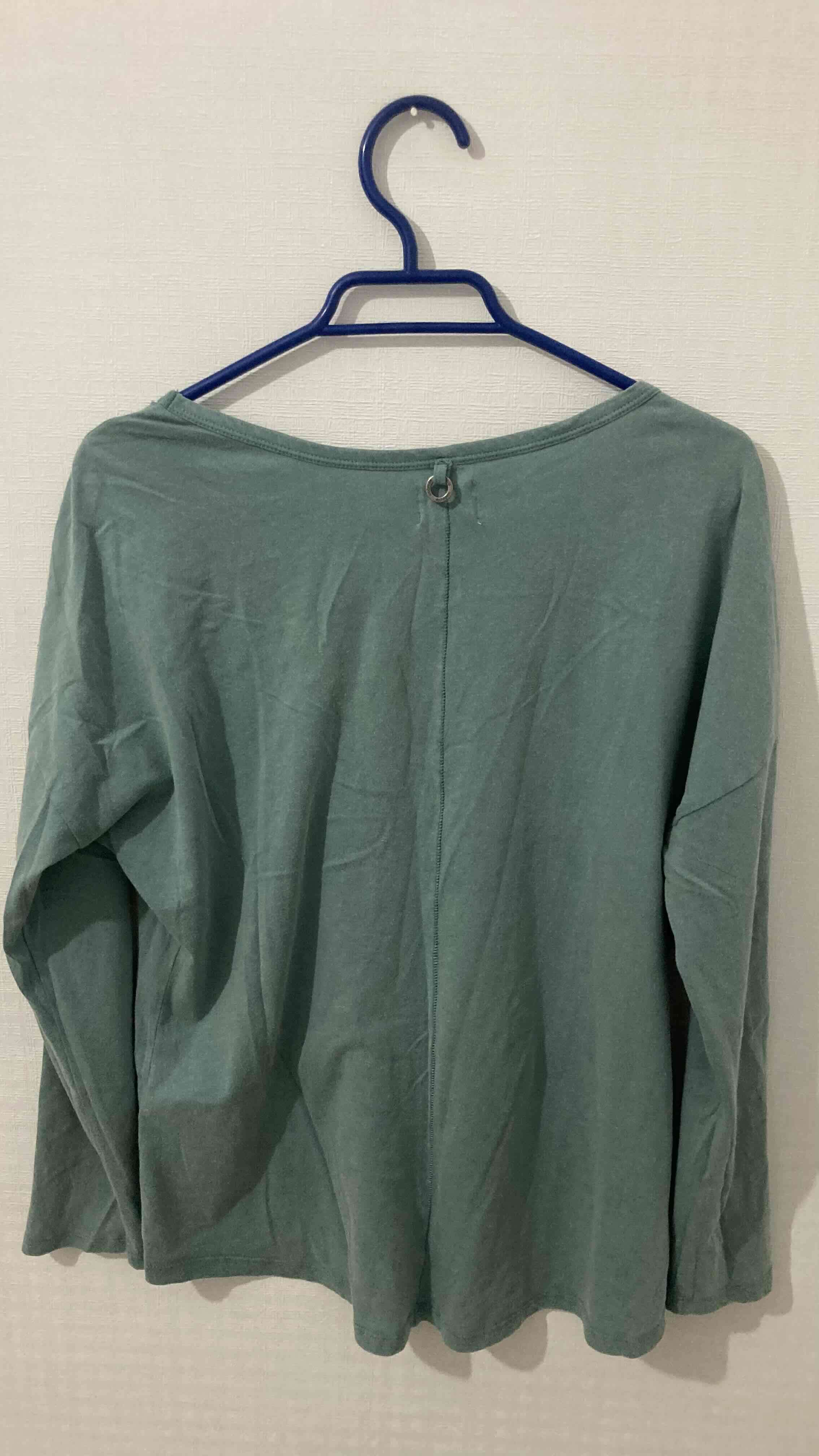 Polera verde manga 3/4 - miniatura 2