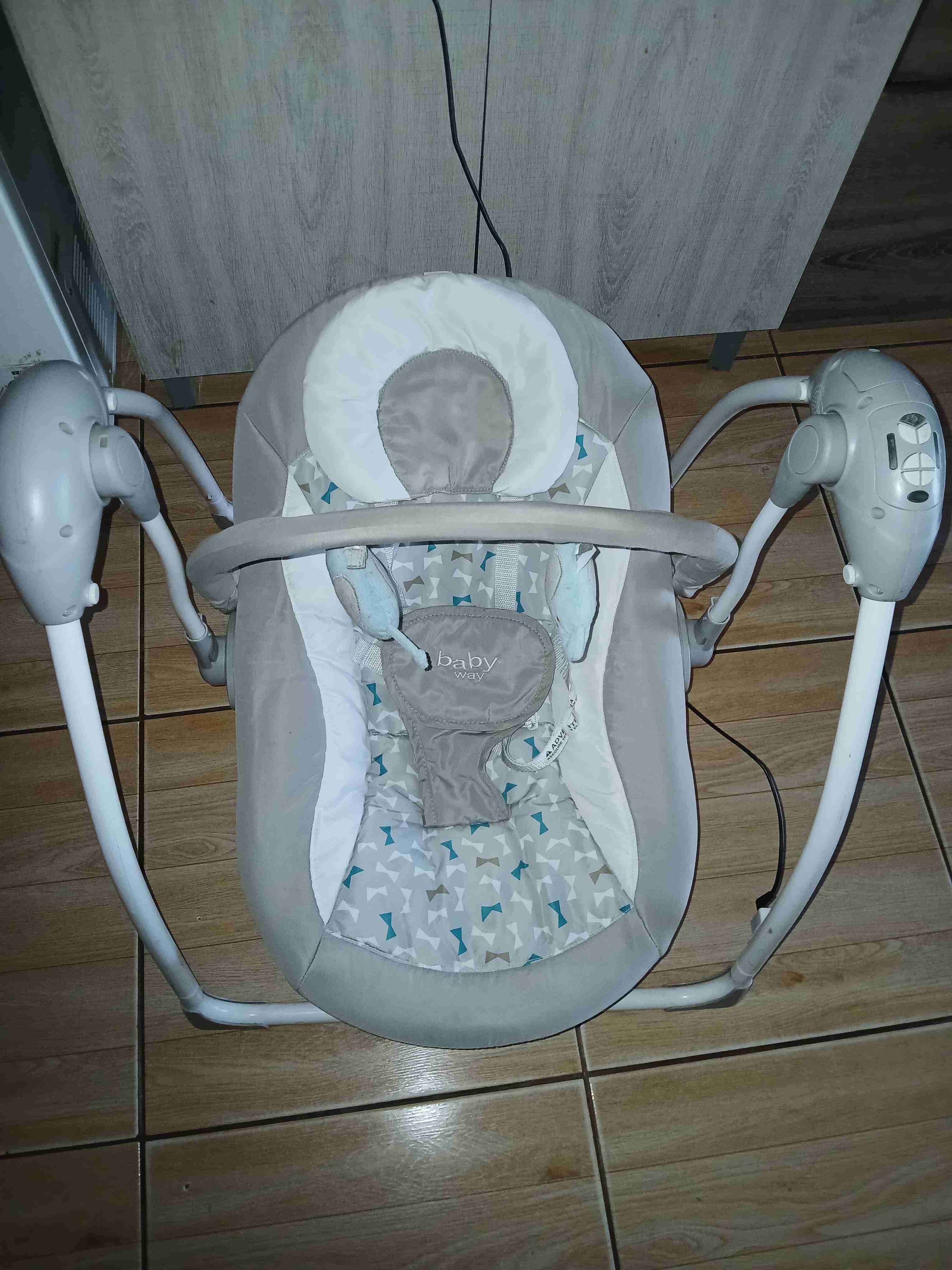 Mecedora eléctrica para bebé gris - 3