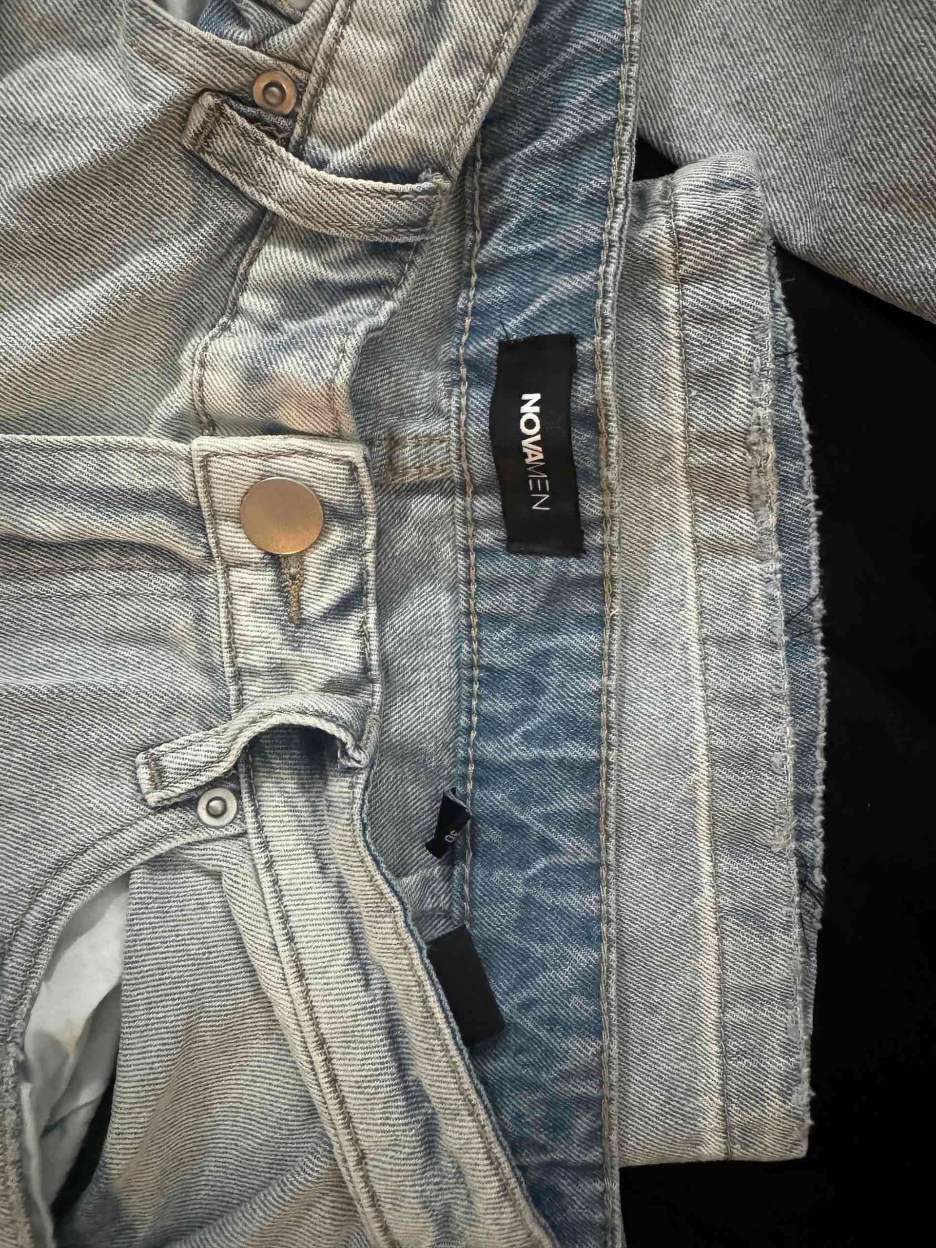 Pantalón cargo gris fashion nova - miniatura 2