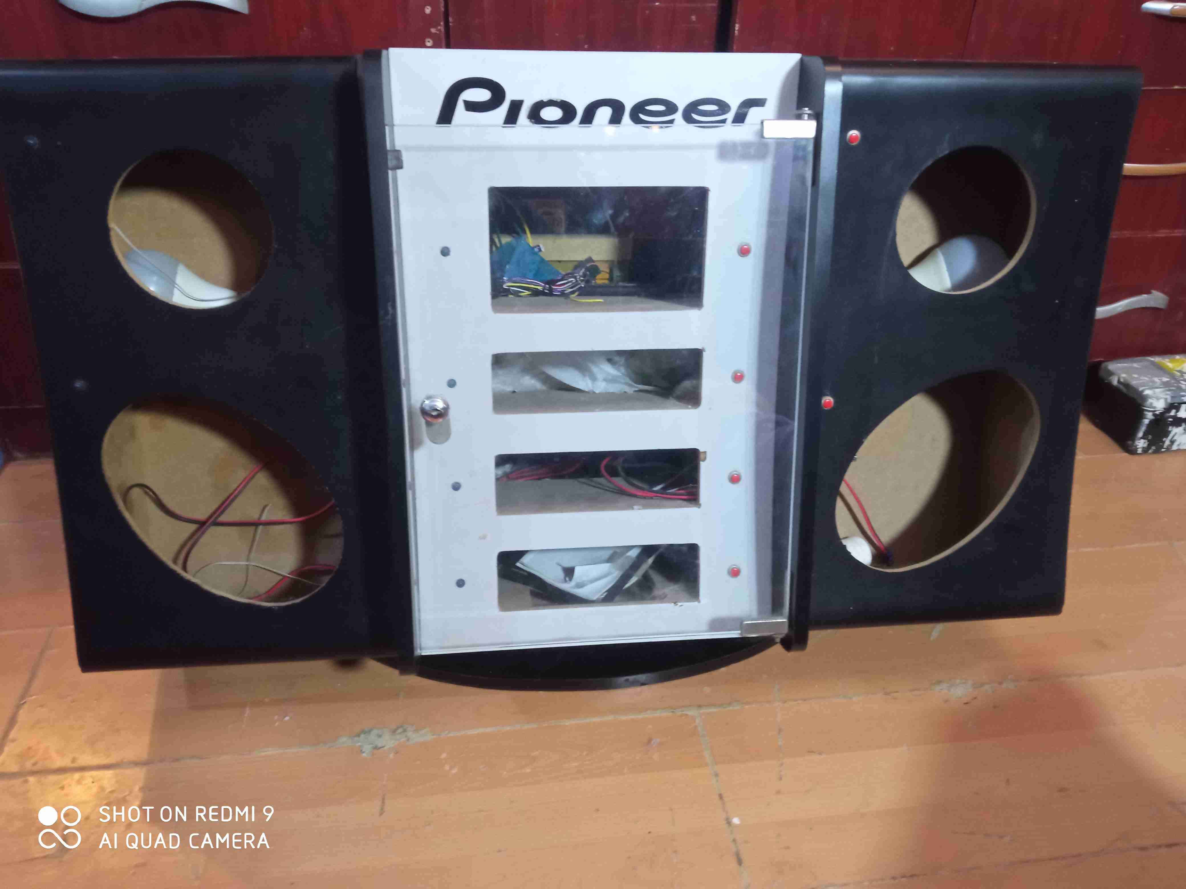 Excibidor para autoradios y parlantes.amplificado. - miniatura 3