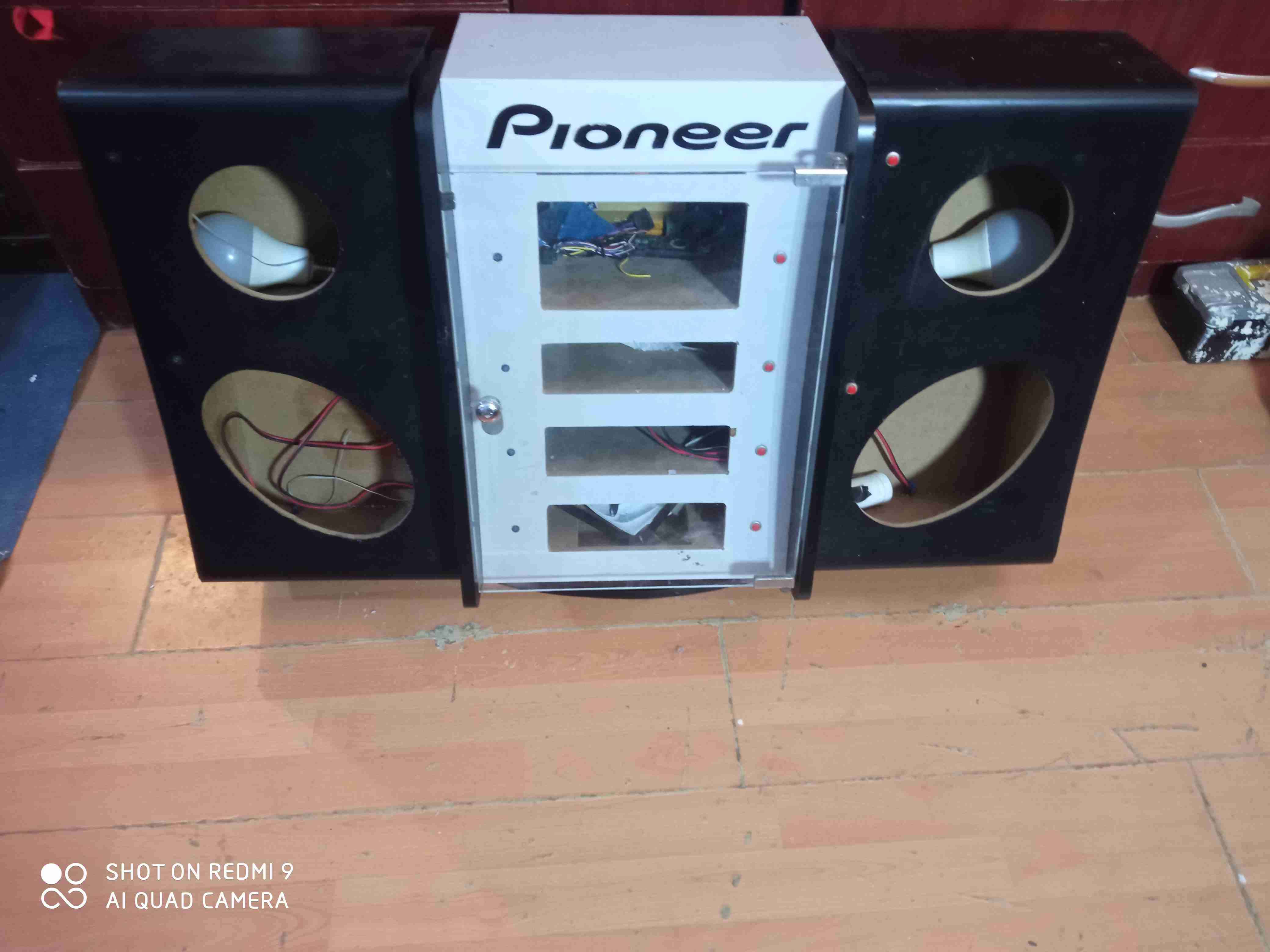 Excibidor para autoradios y parlantes.amplificado. - miniatura 4