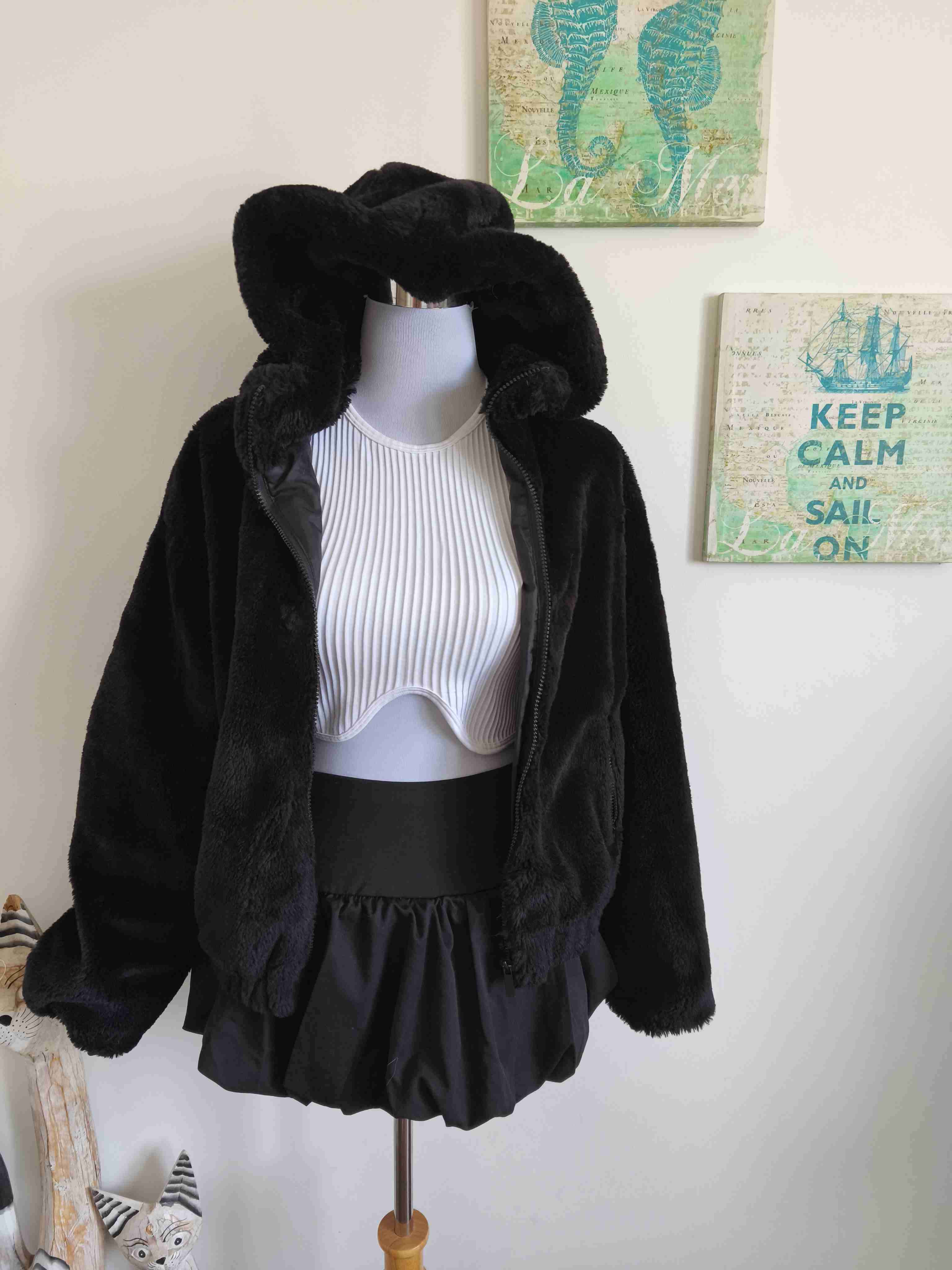 Abrigo de peluche negro - miniatura 2
