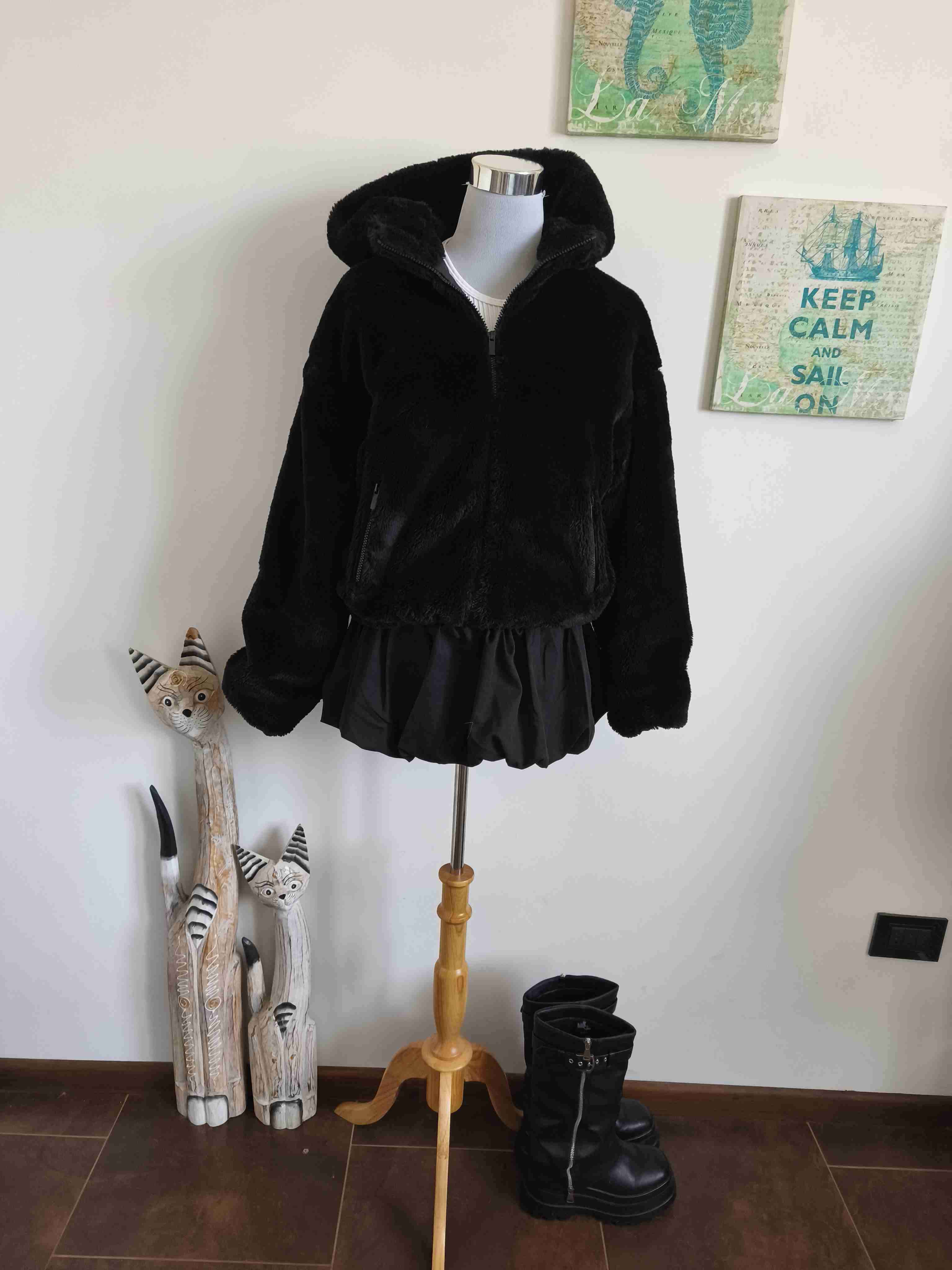 Abrigo de peluche negro - miniatura 4