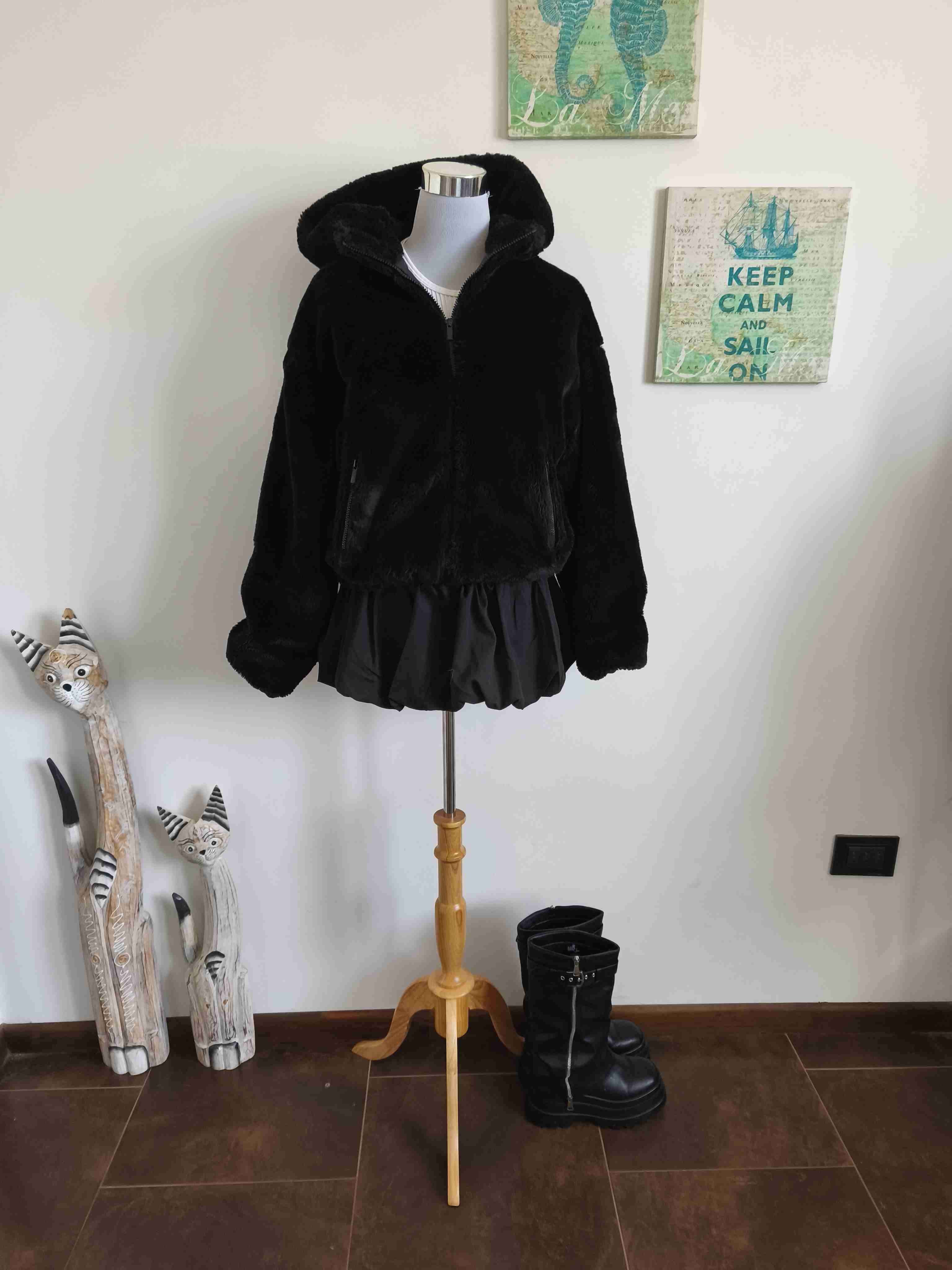 Abrigo de peluche negro - miniatura 5