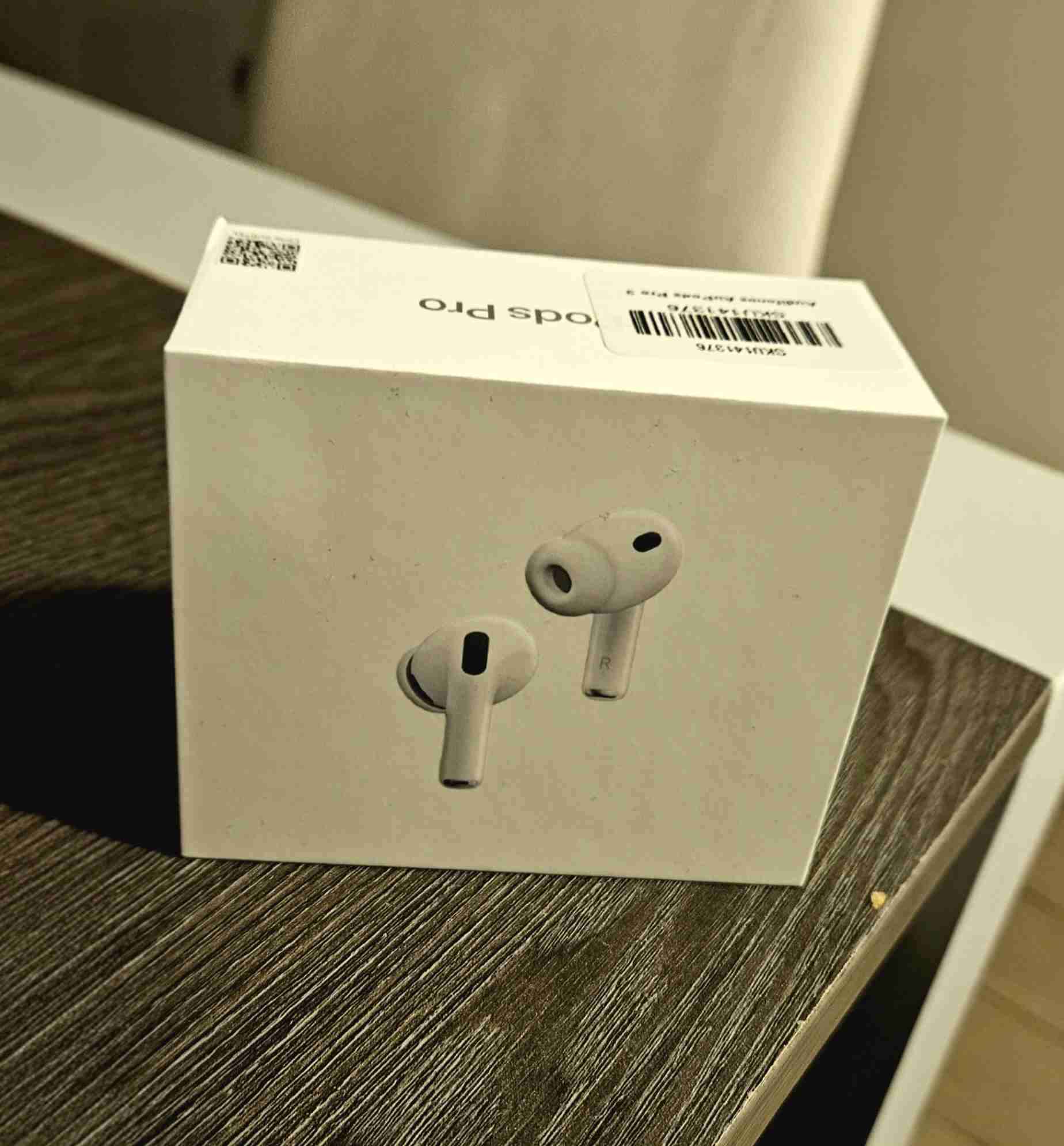 Auriculares inalámbricos AirPods Pro 3th gen - miniatura 1