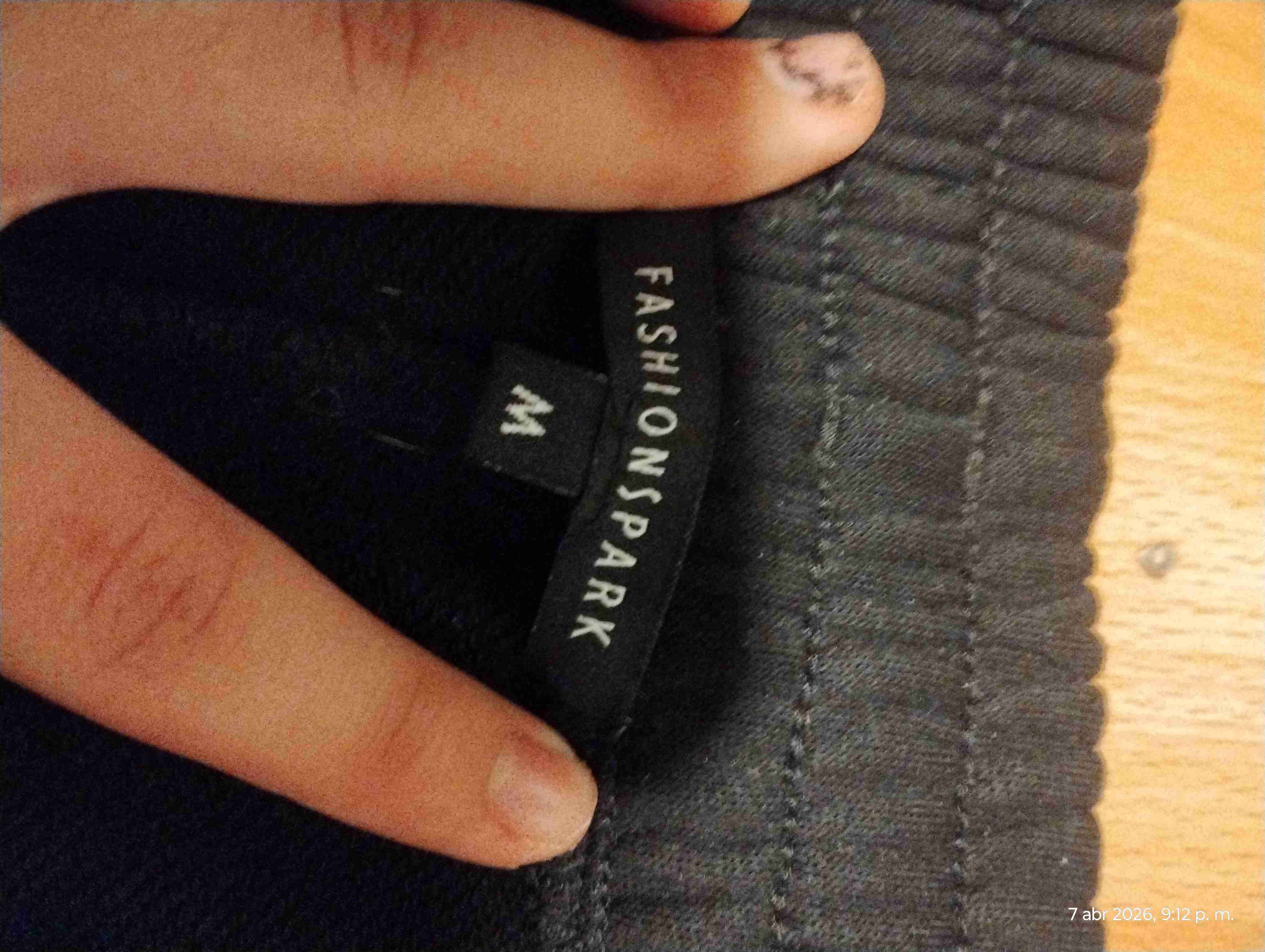 Pantalones negros cargo unisex - miniatura 2