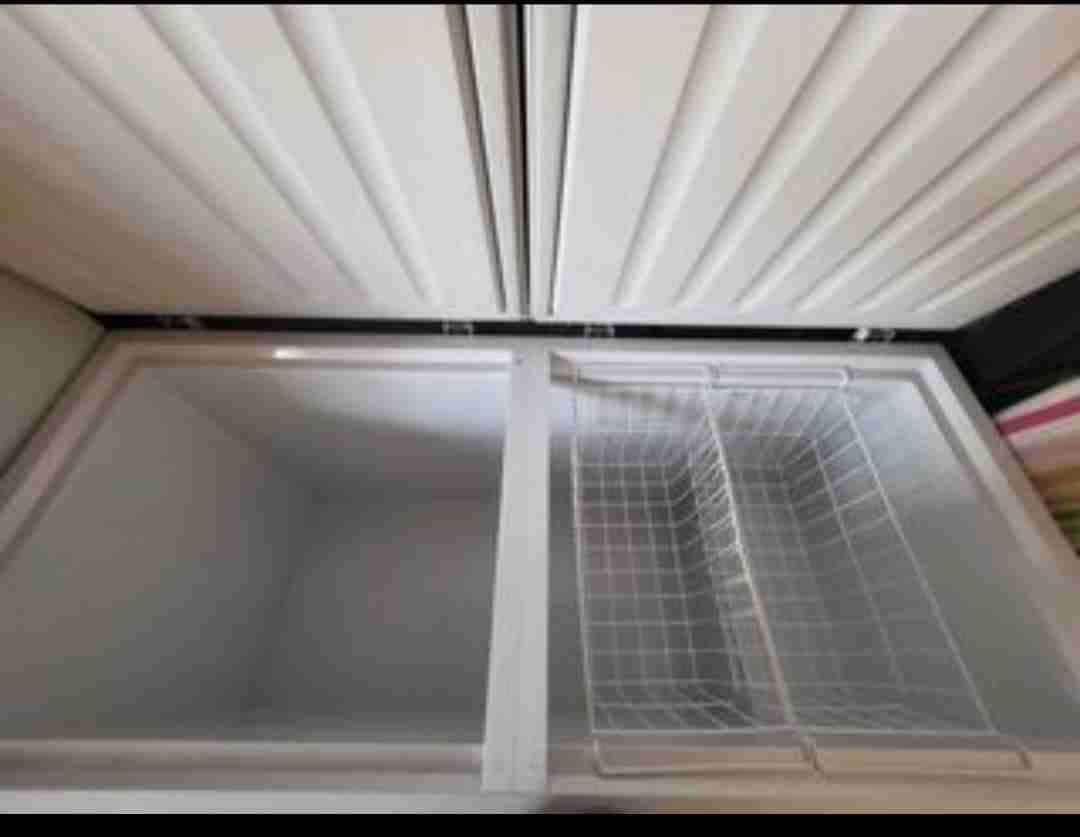 Congelador horizontal amplio - 2