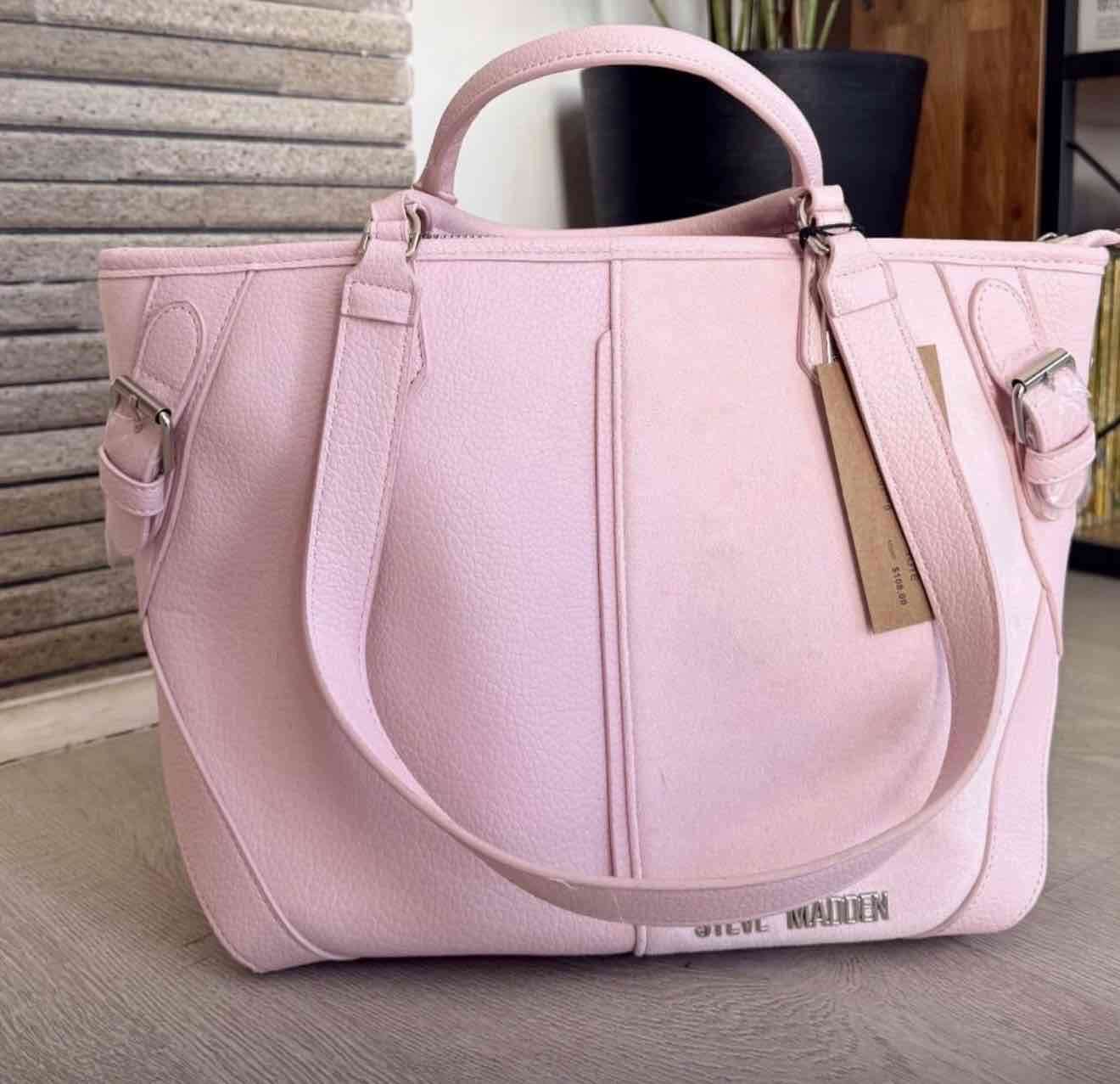 Bolso rosa con correa ajustable steve Madden