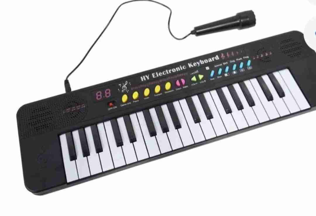 Teclado electrónico HY con micrófono