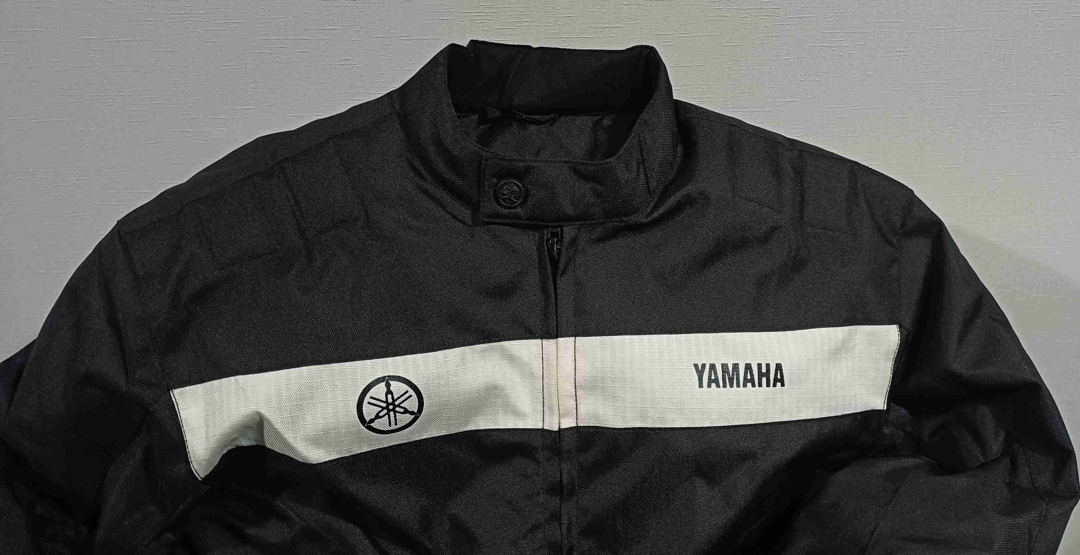 Chaqueta negra Yamaha con protecciones - miniatura 2