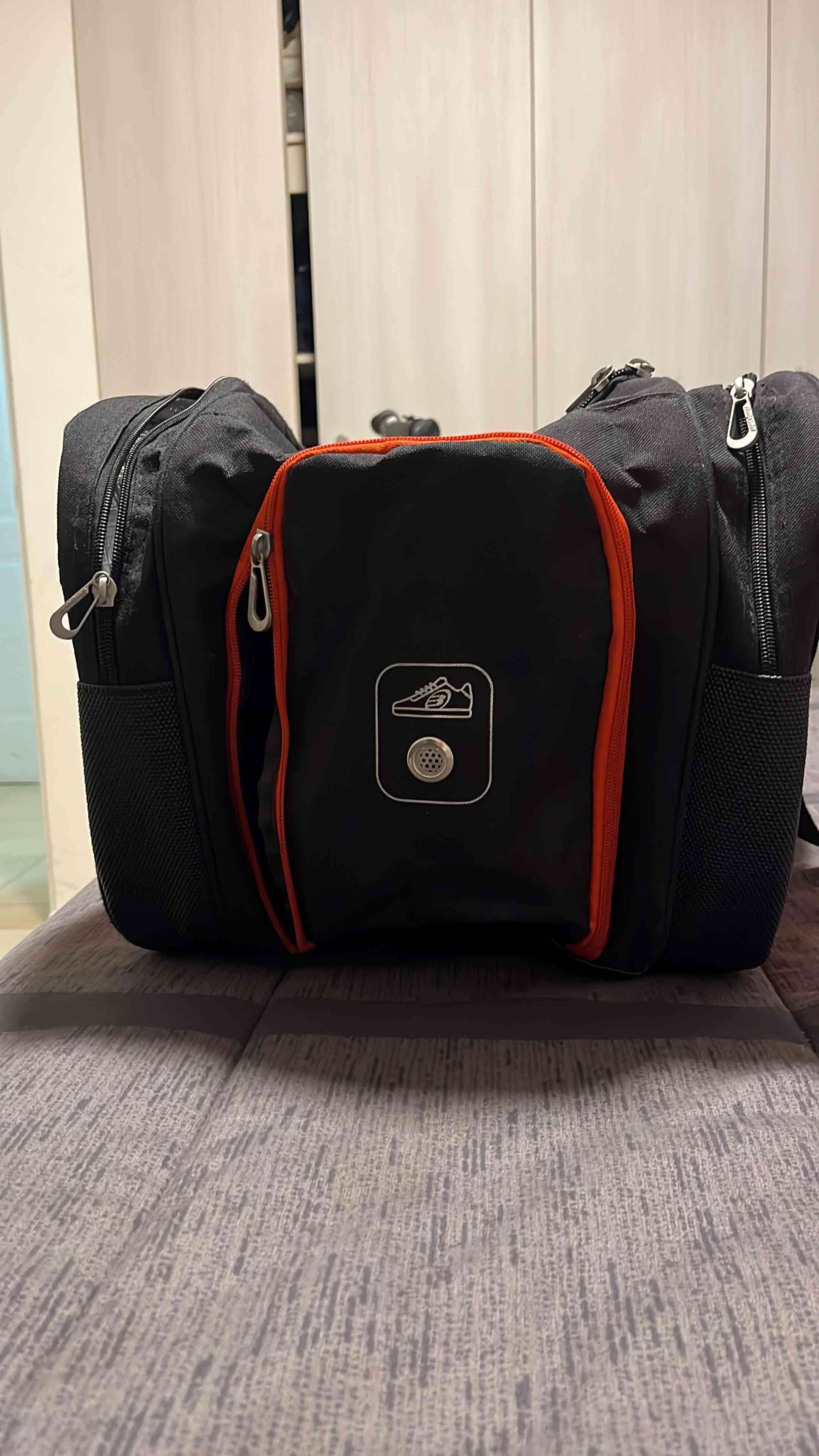 Paletero Bullpadel negro y rojo - 2