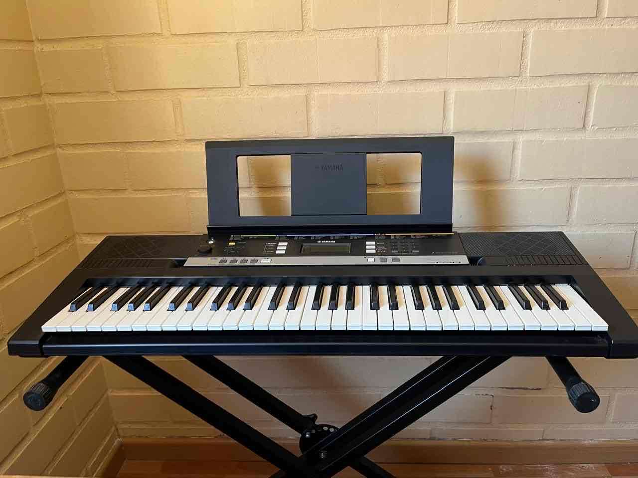 Teclado electrónico Yamaha - miniatura 3