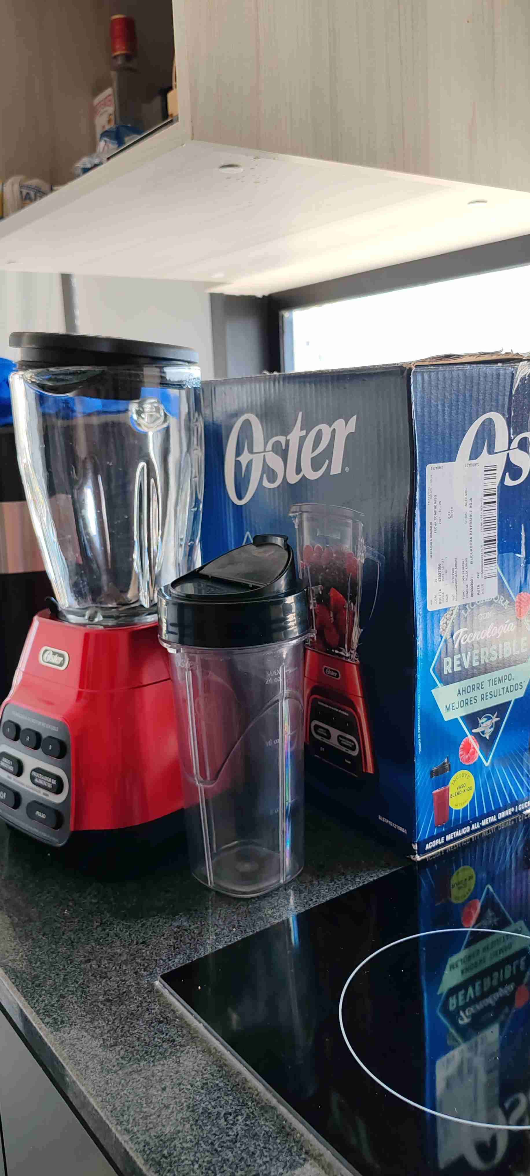 Licuadora Oster roja con vaso Blend-N-Go - miniatura 3