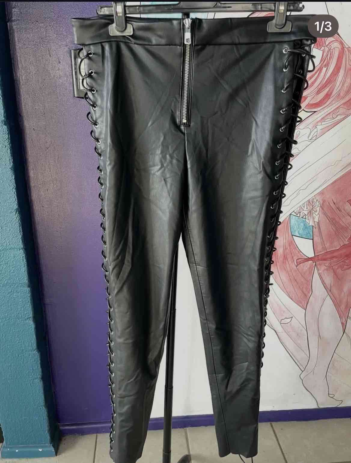 Pantalones de eco cuero negro con cordones - miniatura 1