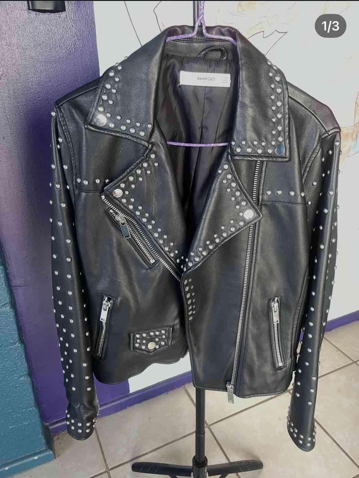 Chaqueta de eco cuero con tachas - miniatura 1