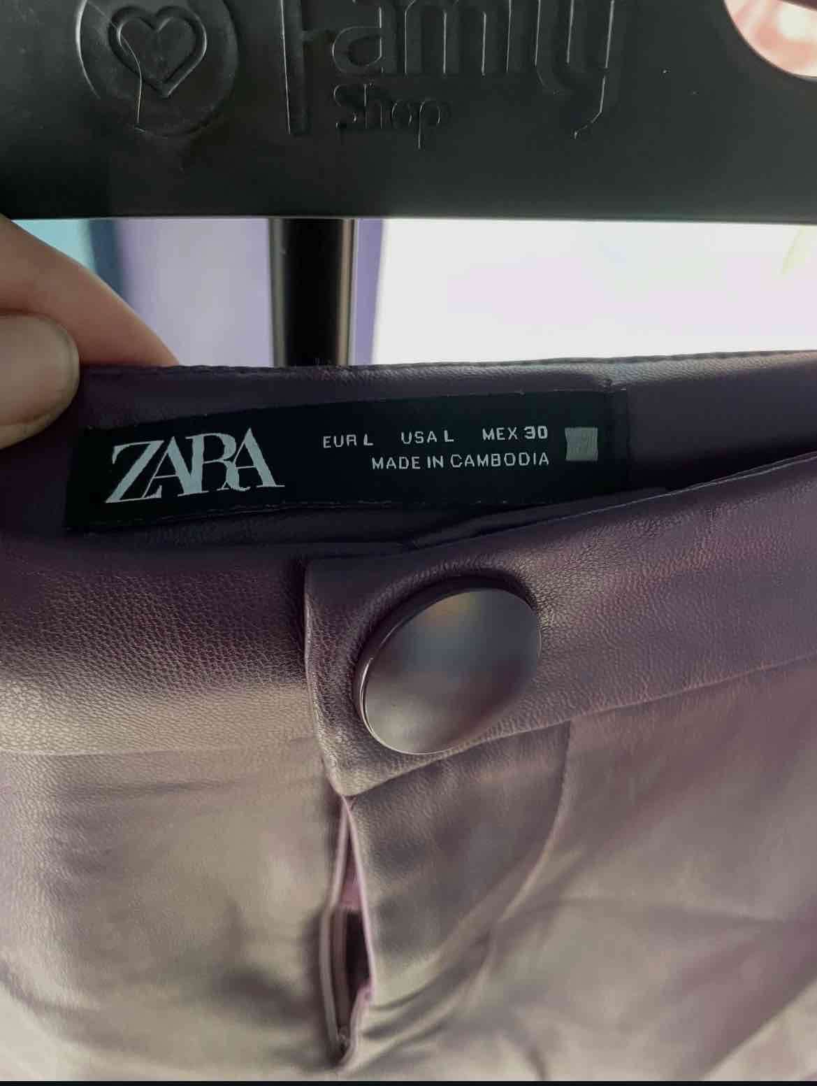 Pantalones de cuero sintético morados - miniatura 2