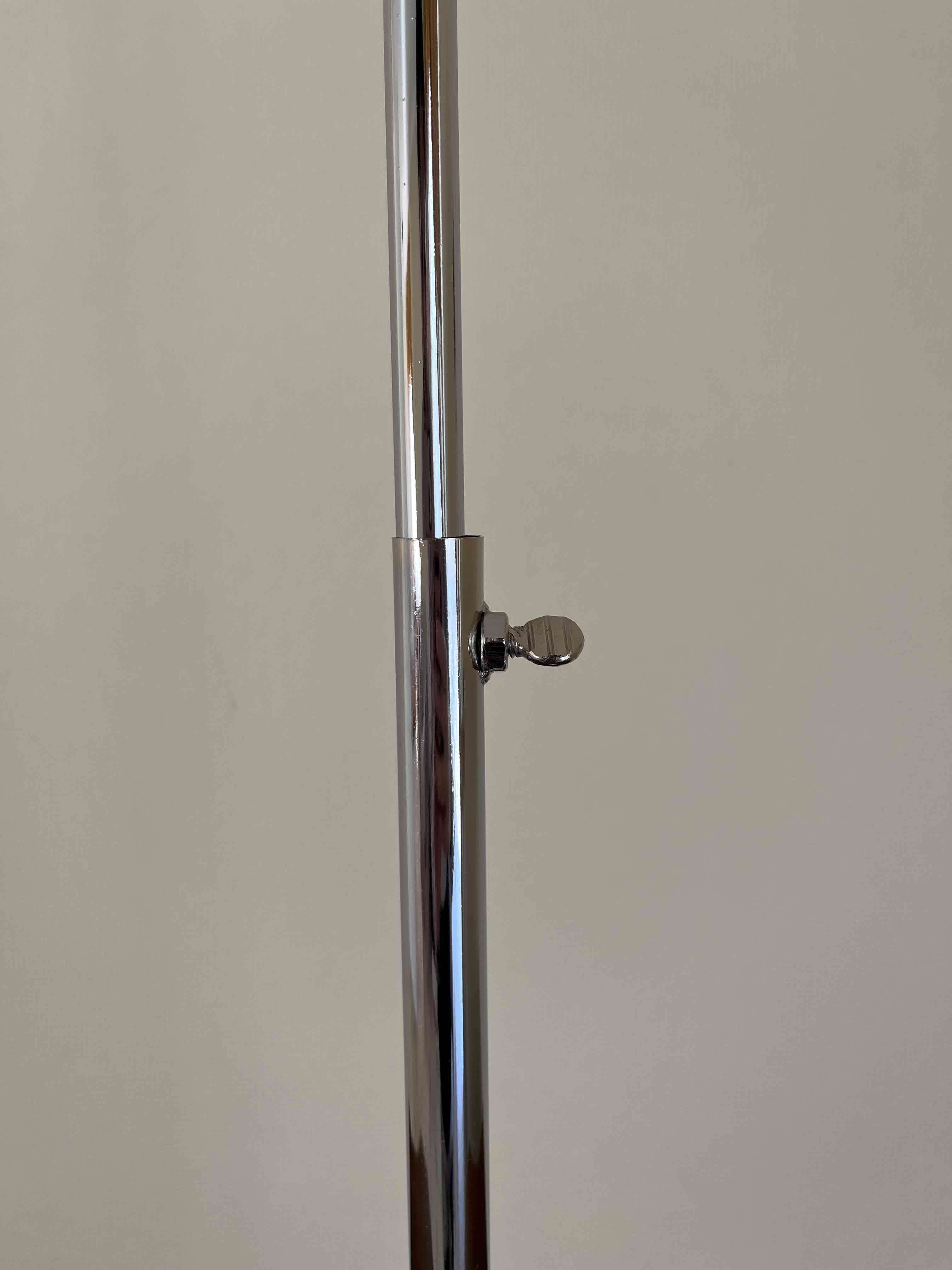 Perchero de pie cromado - 4