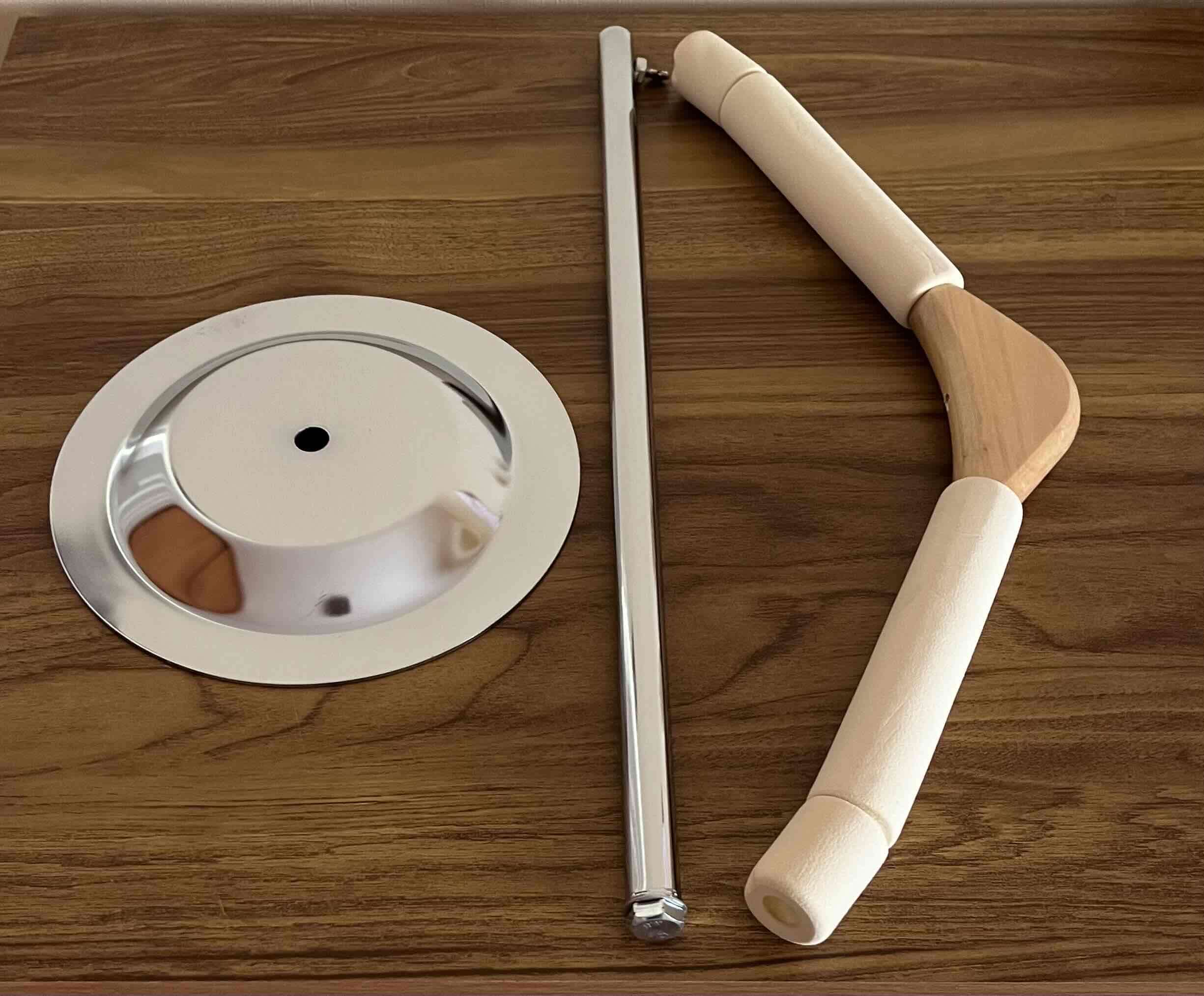 Perchero de pie cromado - 6