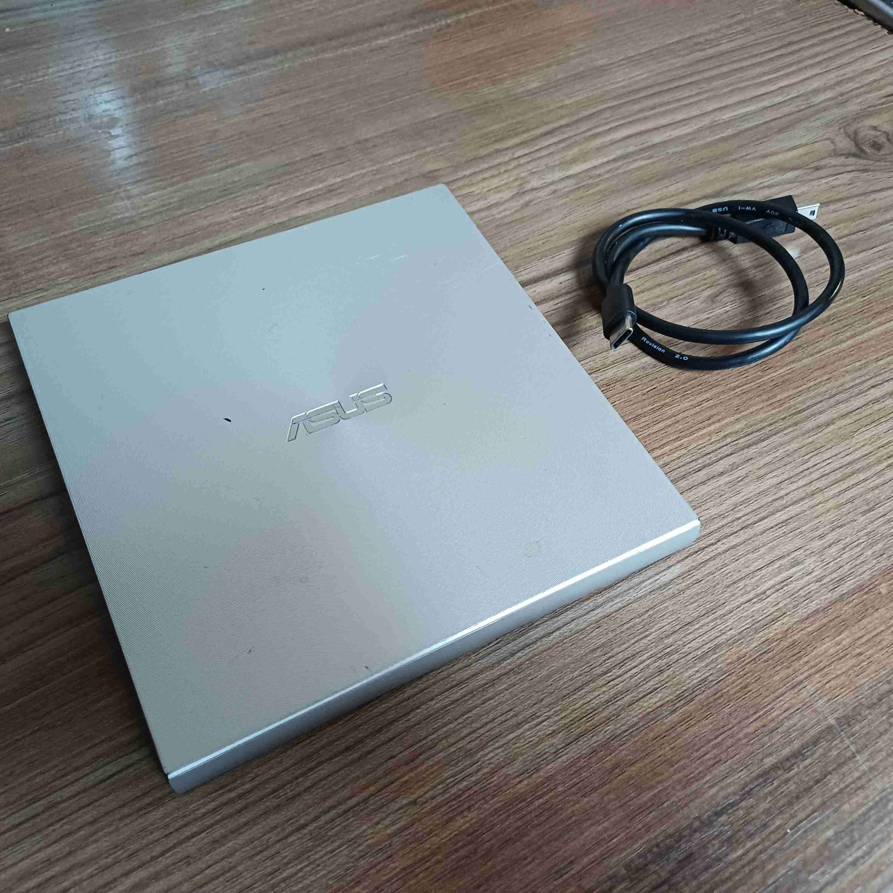 DVDRW + M-Disc externo Asus Zendrive U9M USB C - 1