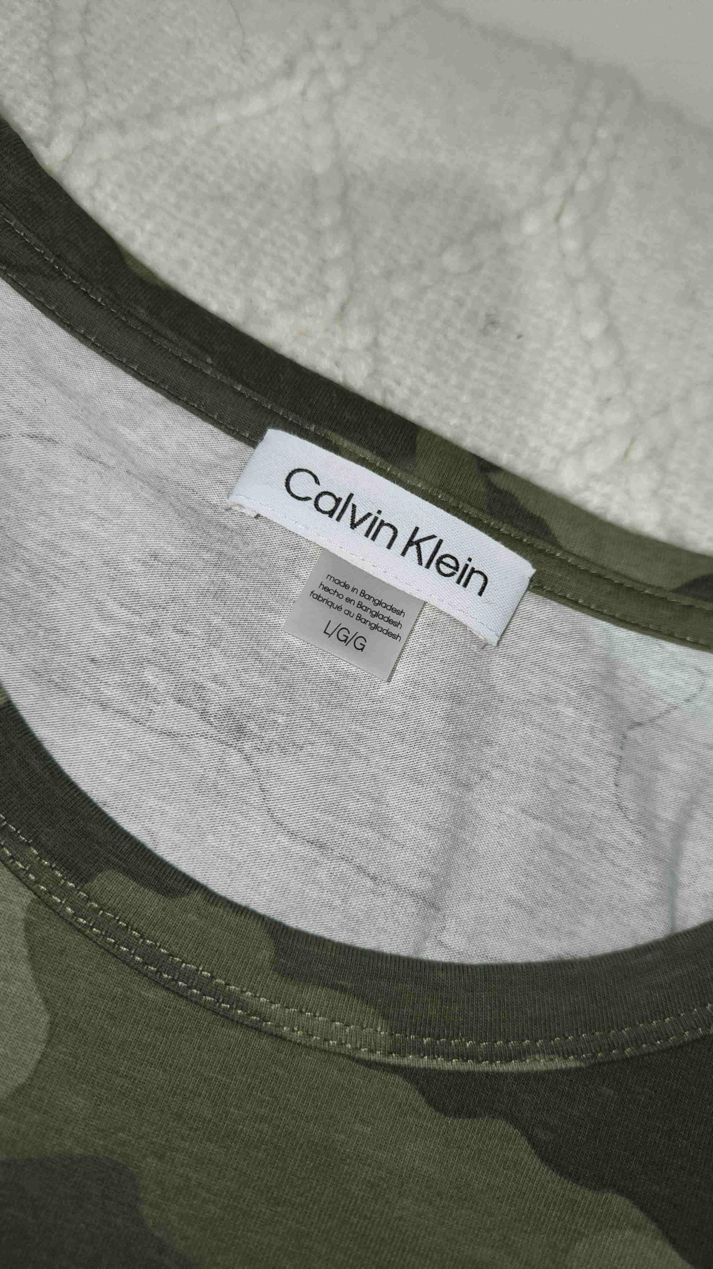 Vestido camuflaje Calvin Klein talla L - miniatura 2