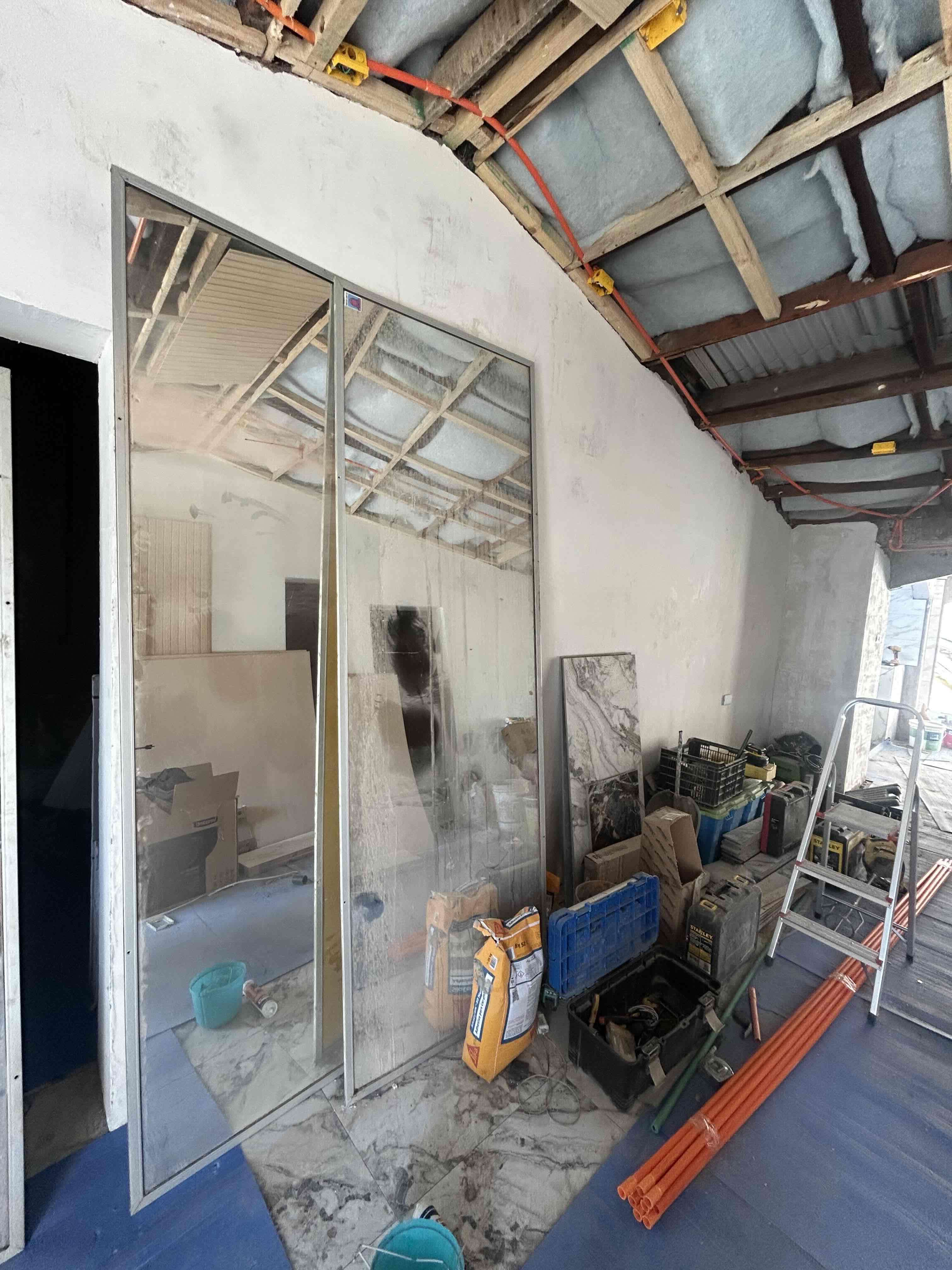 Espejo grande con marco - 1