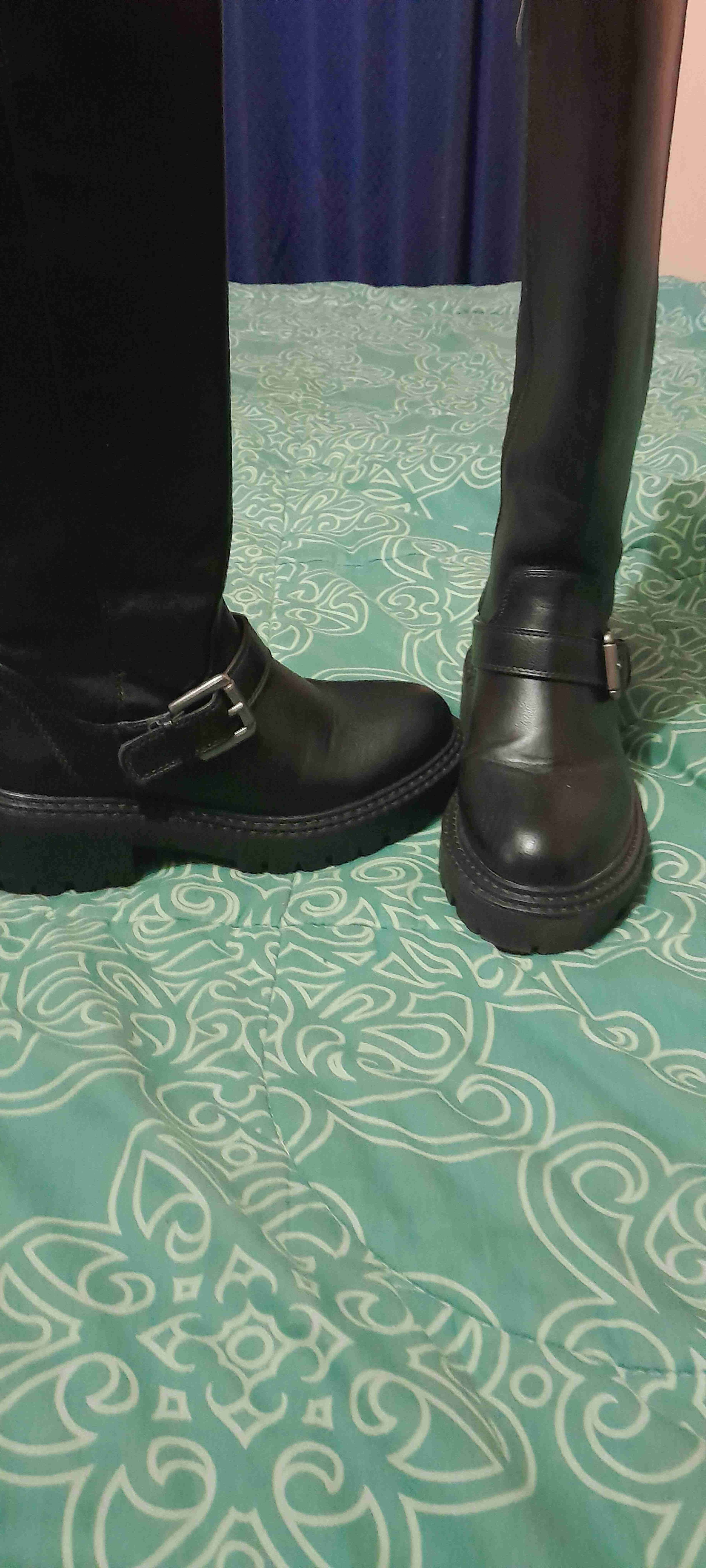 Bota negra alta - miniatura 2